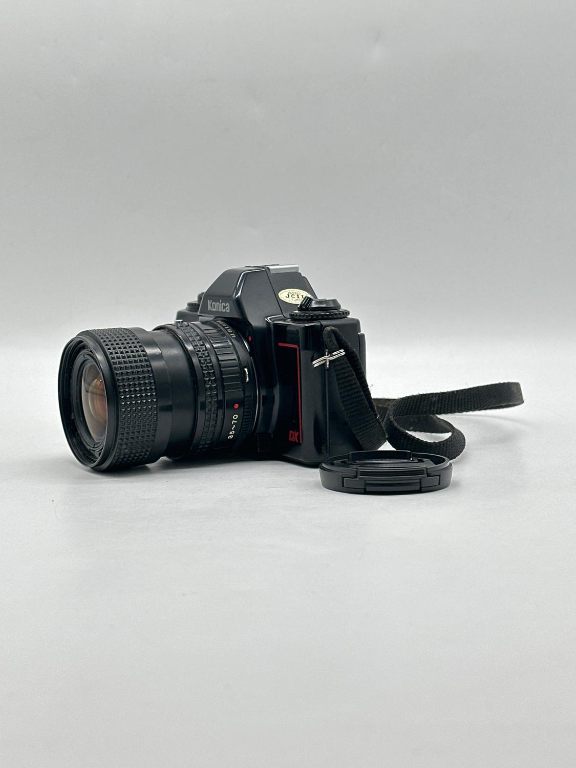 Konica TC-X 35mm SLR camera w/35-70mm lens