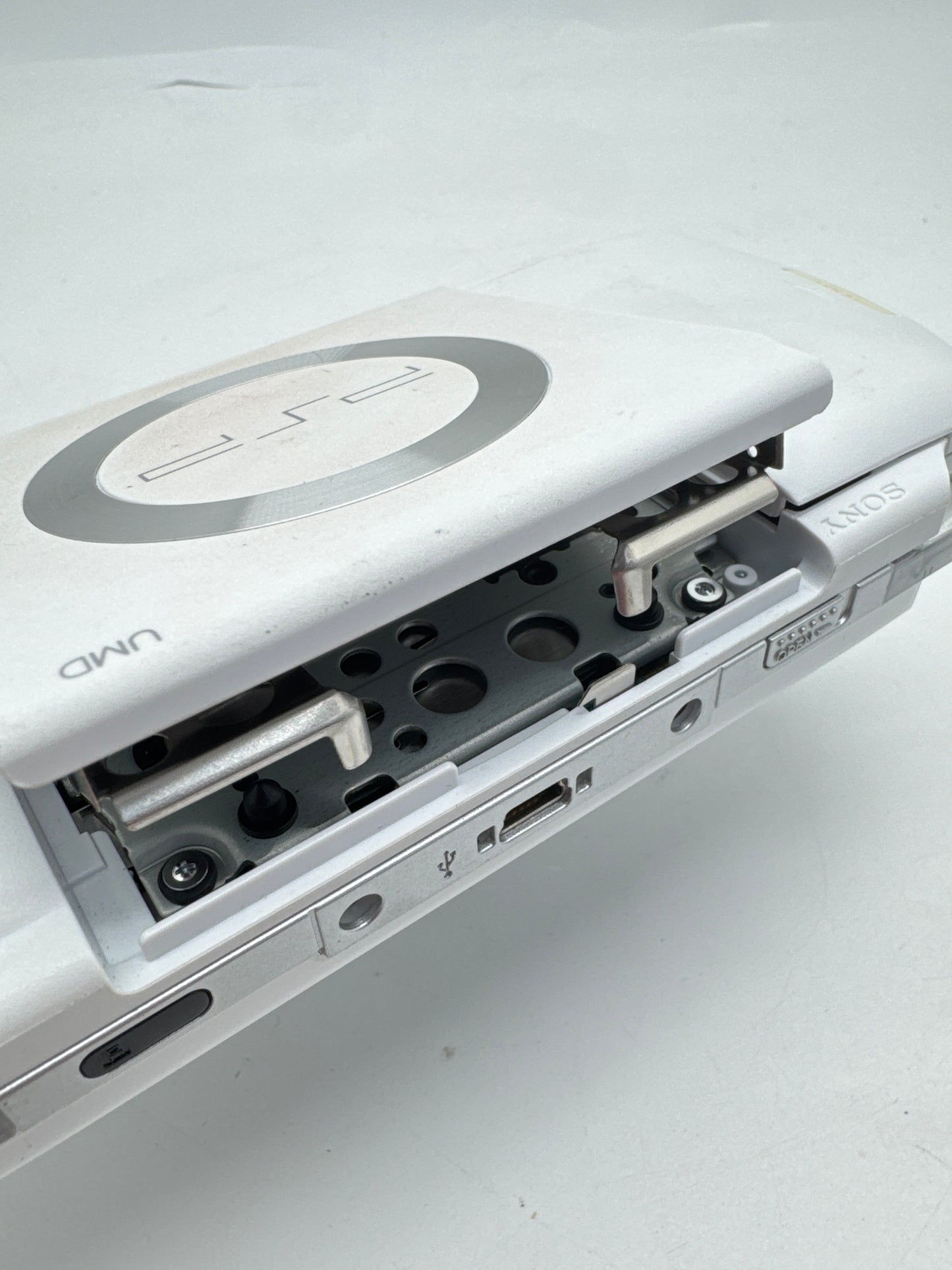 Sony PSP-1000 White Console #36 w/ 3600mAh Battery No Charger