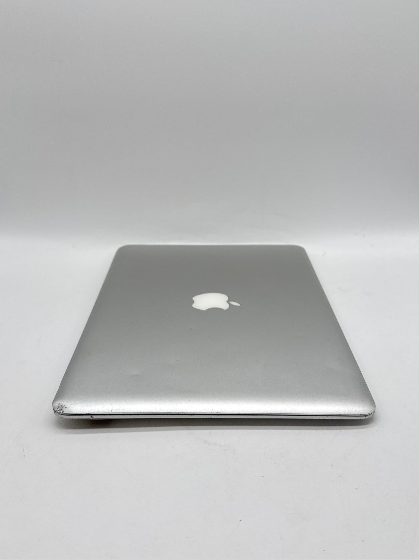 Apple MacBook Air A1304 13.3" Intel Core 2 @ 2.13GHz 128GB SSD 2GB RAM !READ