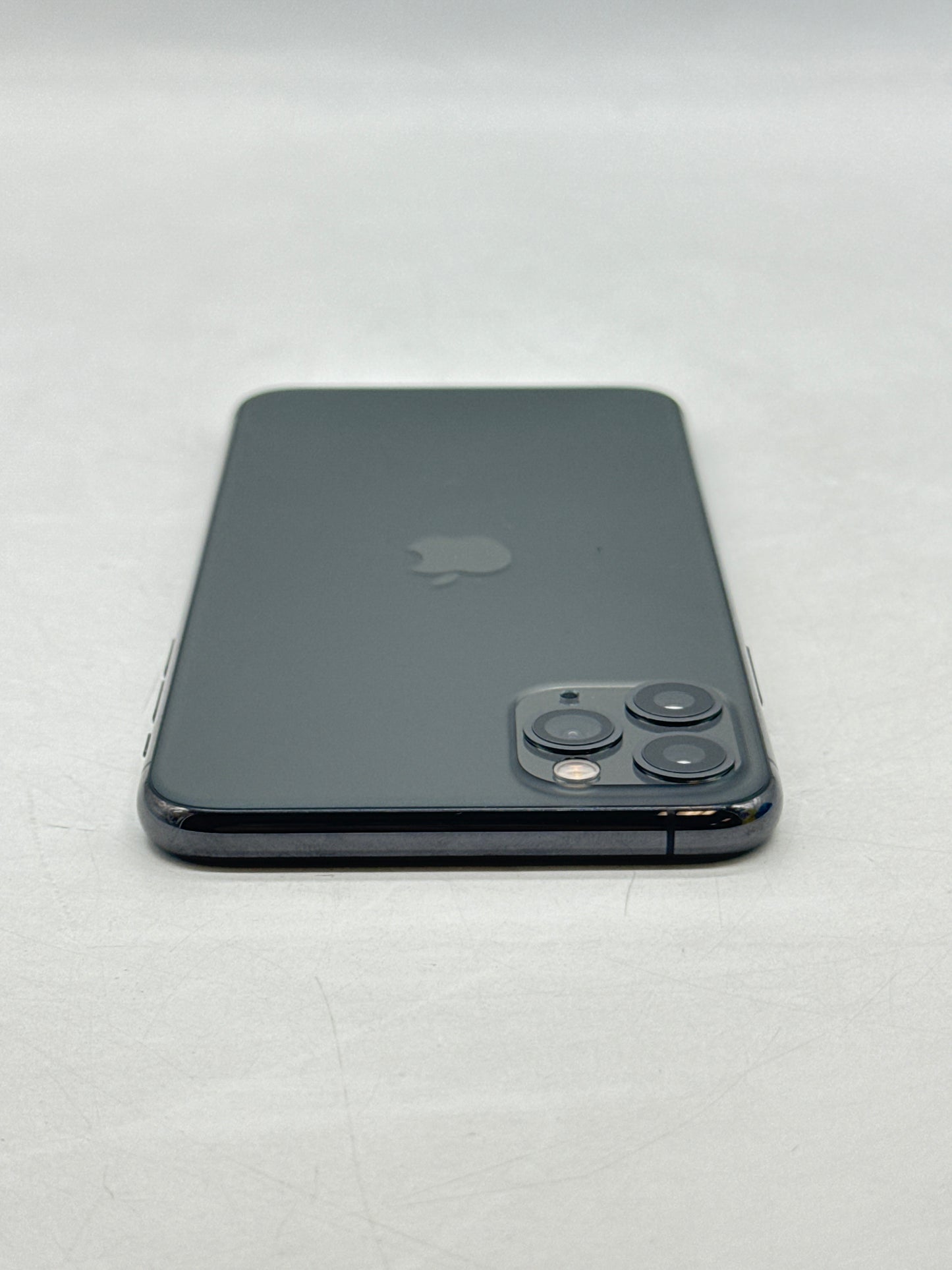 T-Mobile Apple iPhone 11 Pro Max A2161 64GB Space Gray 83% Battery Health