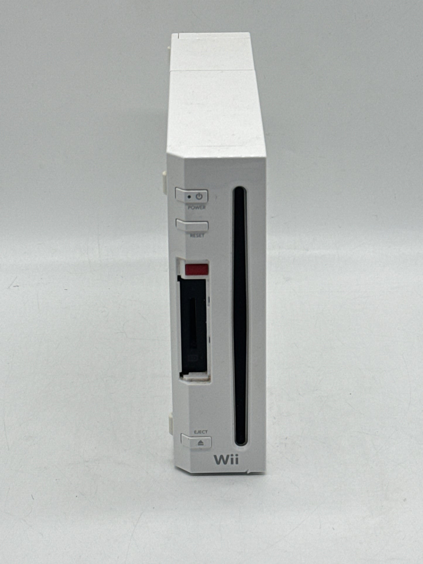 Nintendo Wii Video Game Console RVL-001 White Bundle