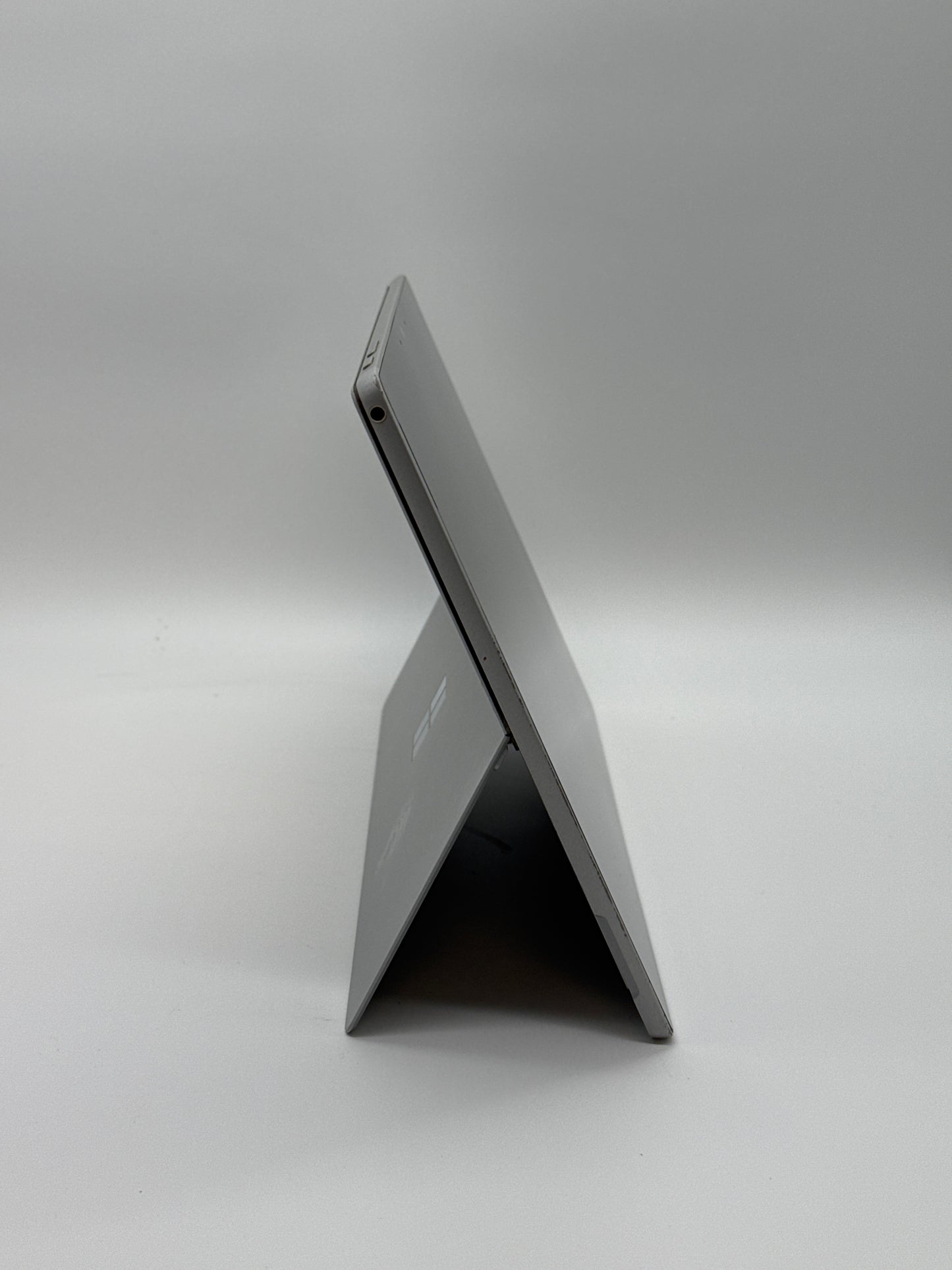 Microsoft Surface Pro 7 128GB Gray - For Parts