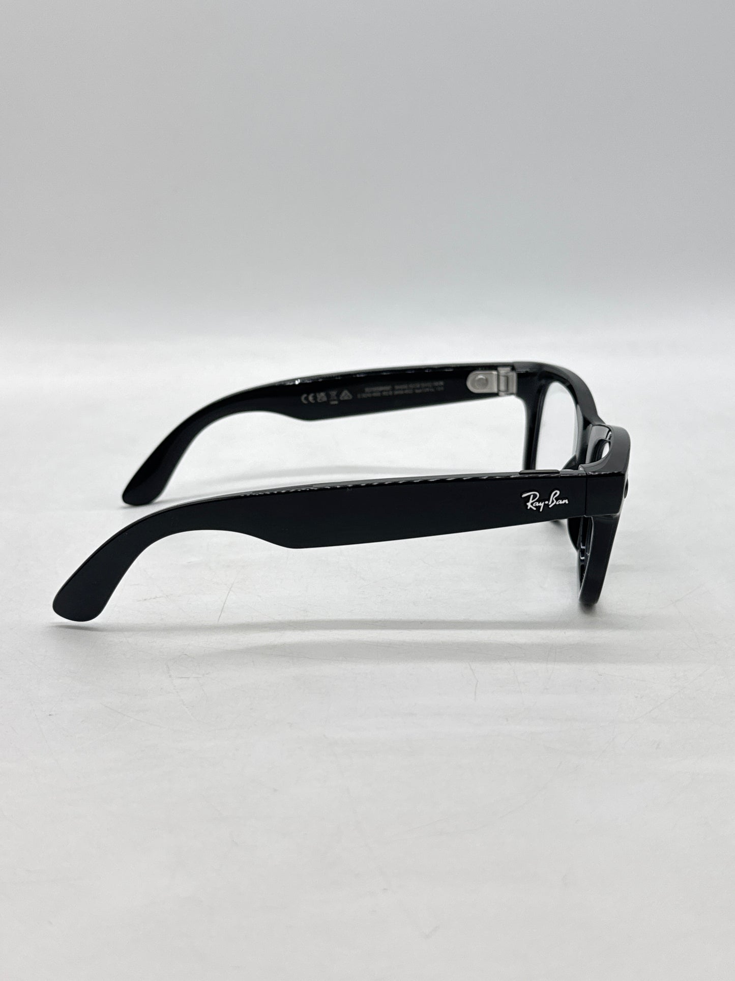 Ray-Ban Meta Wayfarer Smart Glasses RW4006 Shiny Black/Clear 601/SB