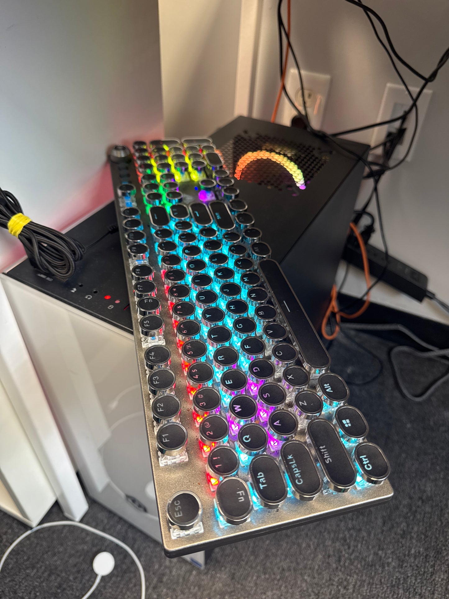 AULA F2088 Black Gaming Keyboard - Broken for Parts or Repair