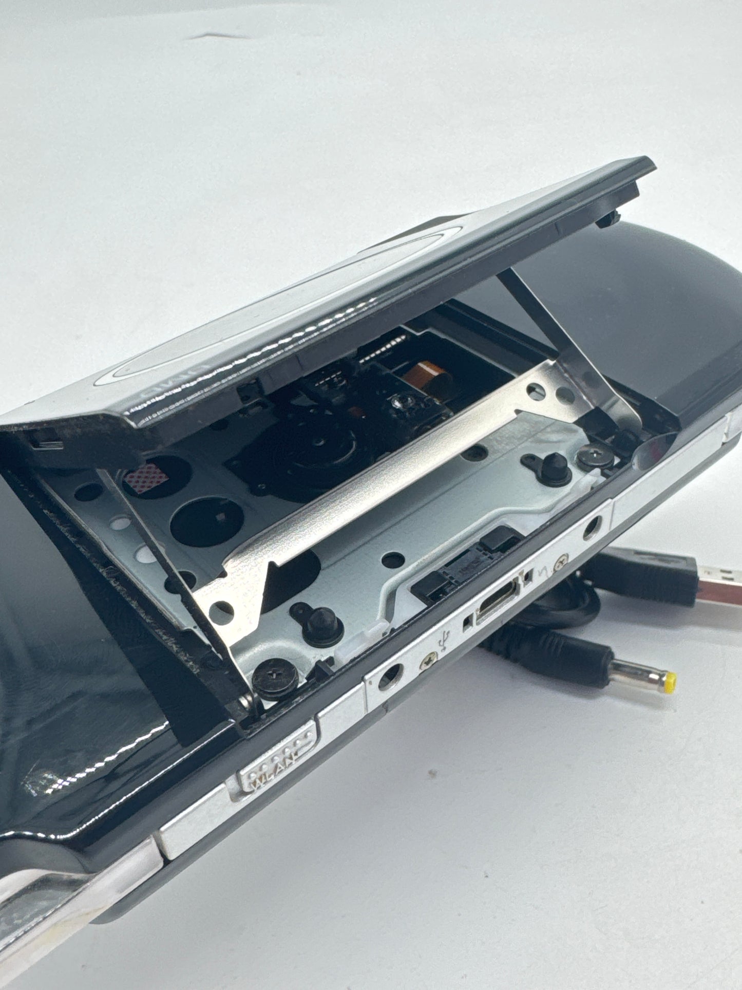 Sony PlayStation Portable PSP-3000 Piano Black Console #362 w/2400mAh Battery