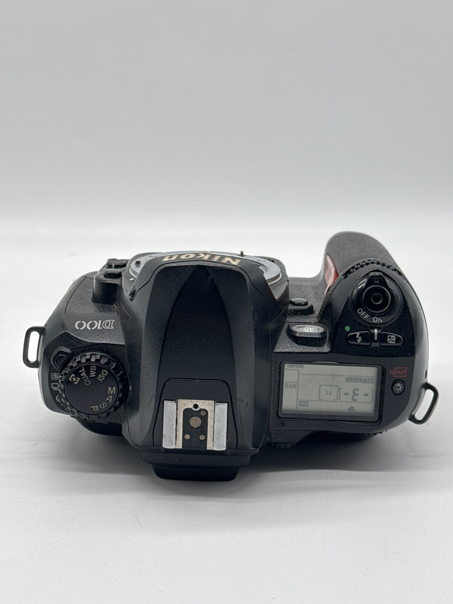Nikon D100 6.1 MP Digital SLR Camera Black Body Only Functional with Missing Button