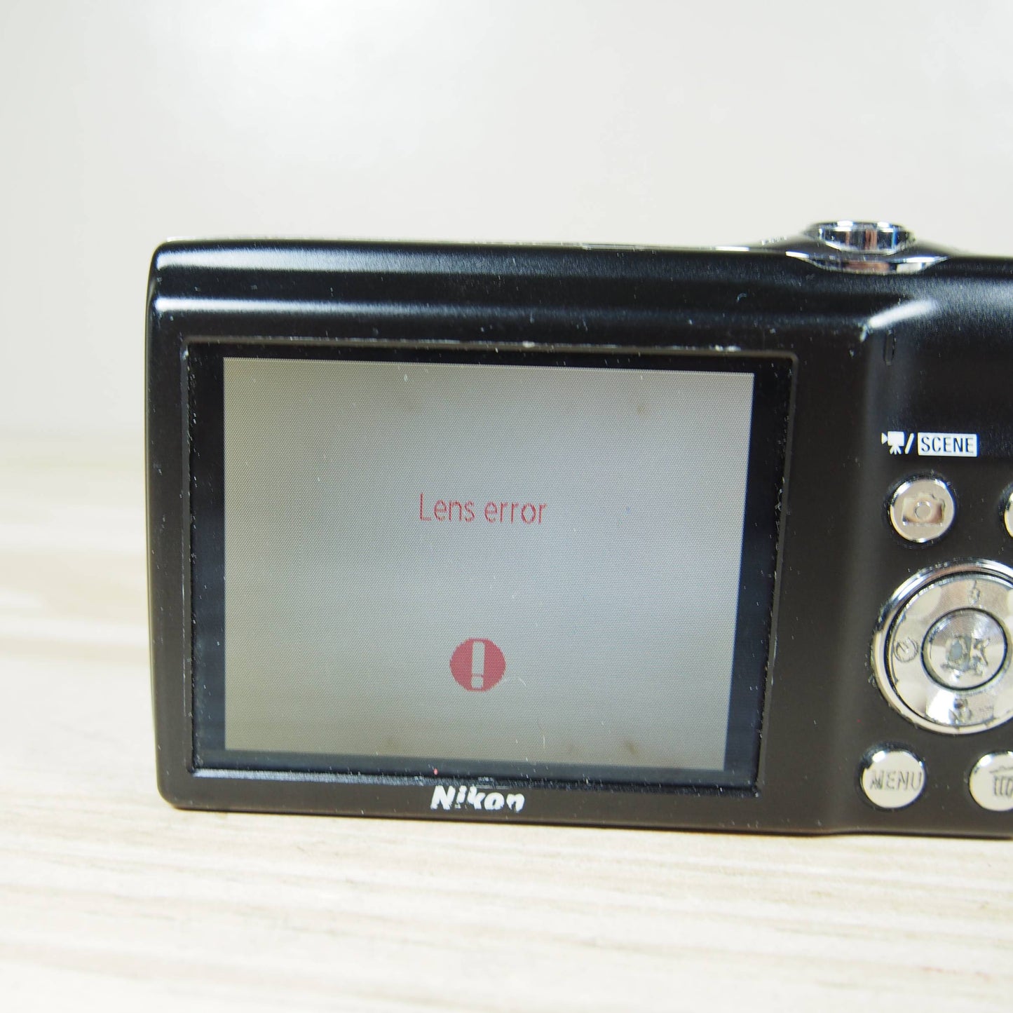 Nikon Coolpix S3000 Digital Camera Purple - Lens error For Parts