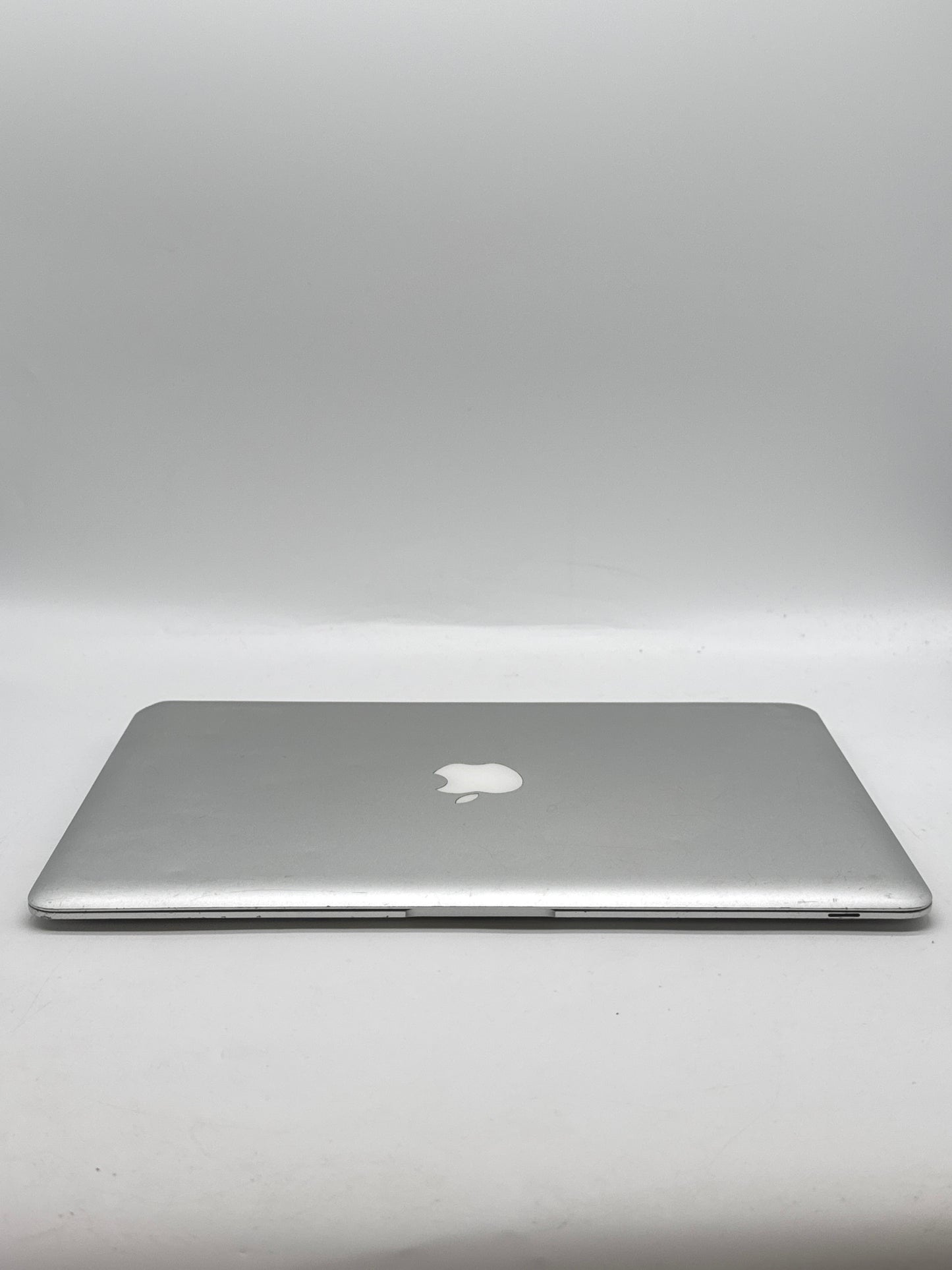 Apple MacBook Air A1304 13.3" Intel Core 2 @ 2.13GHz 128GB SSD 2GB RAM !READ