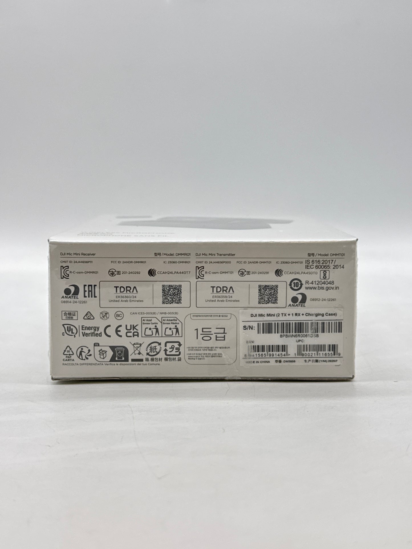 Brand New DJI Mic Mini DMMR01 2 TX 1 RX Charging Case Microphone Reciever