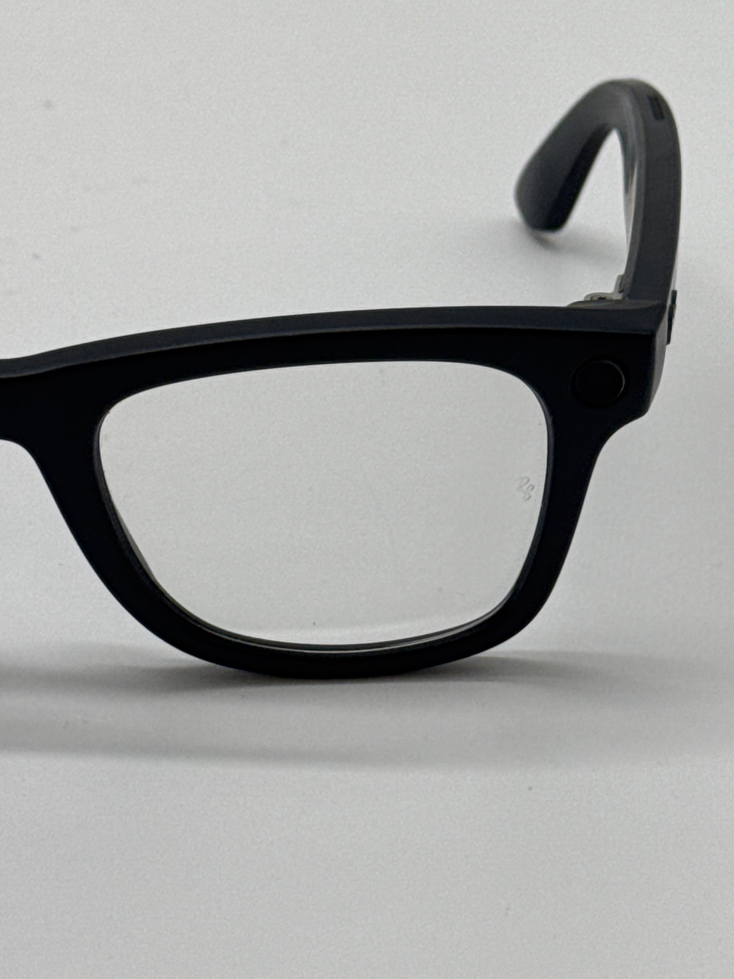 Meta Ray-Ban Wayfarer Smart Glasses RW4008 Matte Black/Clear 601SM1