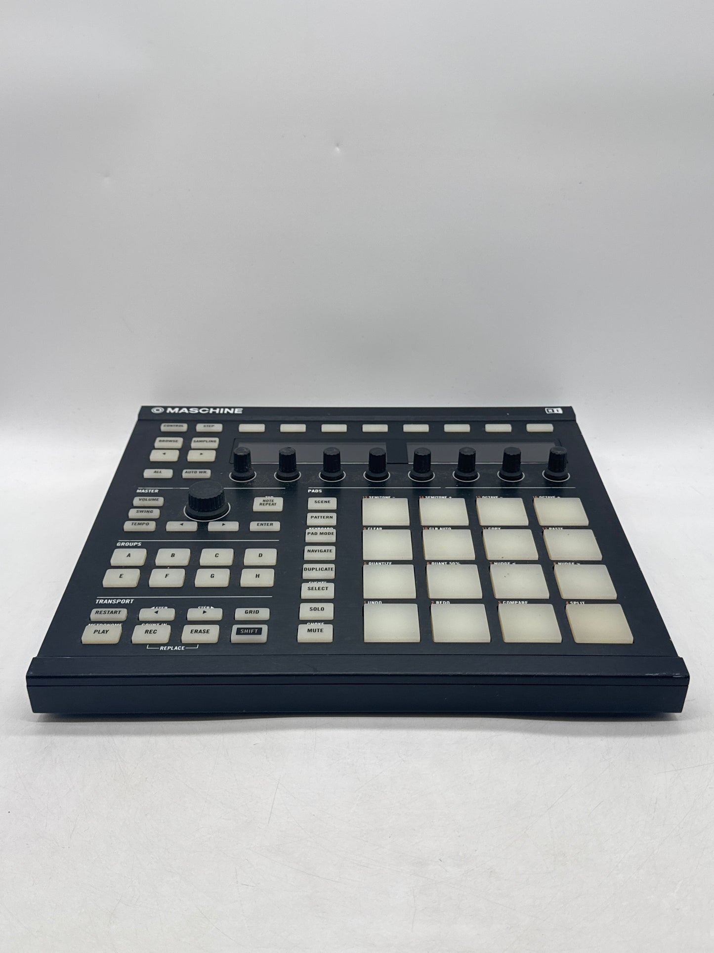 Native Instruments MASCHINE MK2 Black - No Software Untested