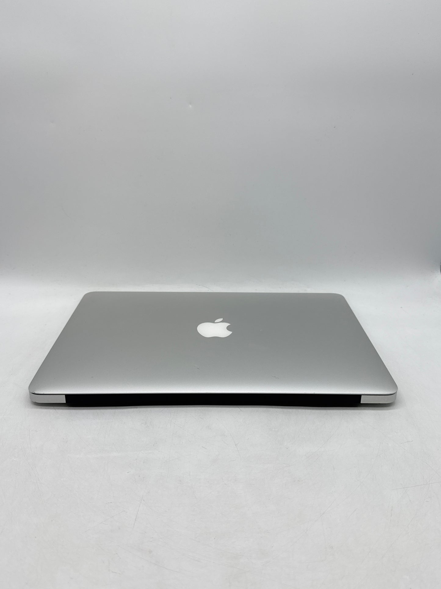 2015 Apple MacBook Air 13" A1466 Core i5 1.6 GHz 128GB SSD 4GB RAM - Broken Read!