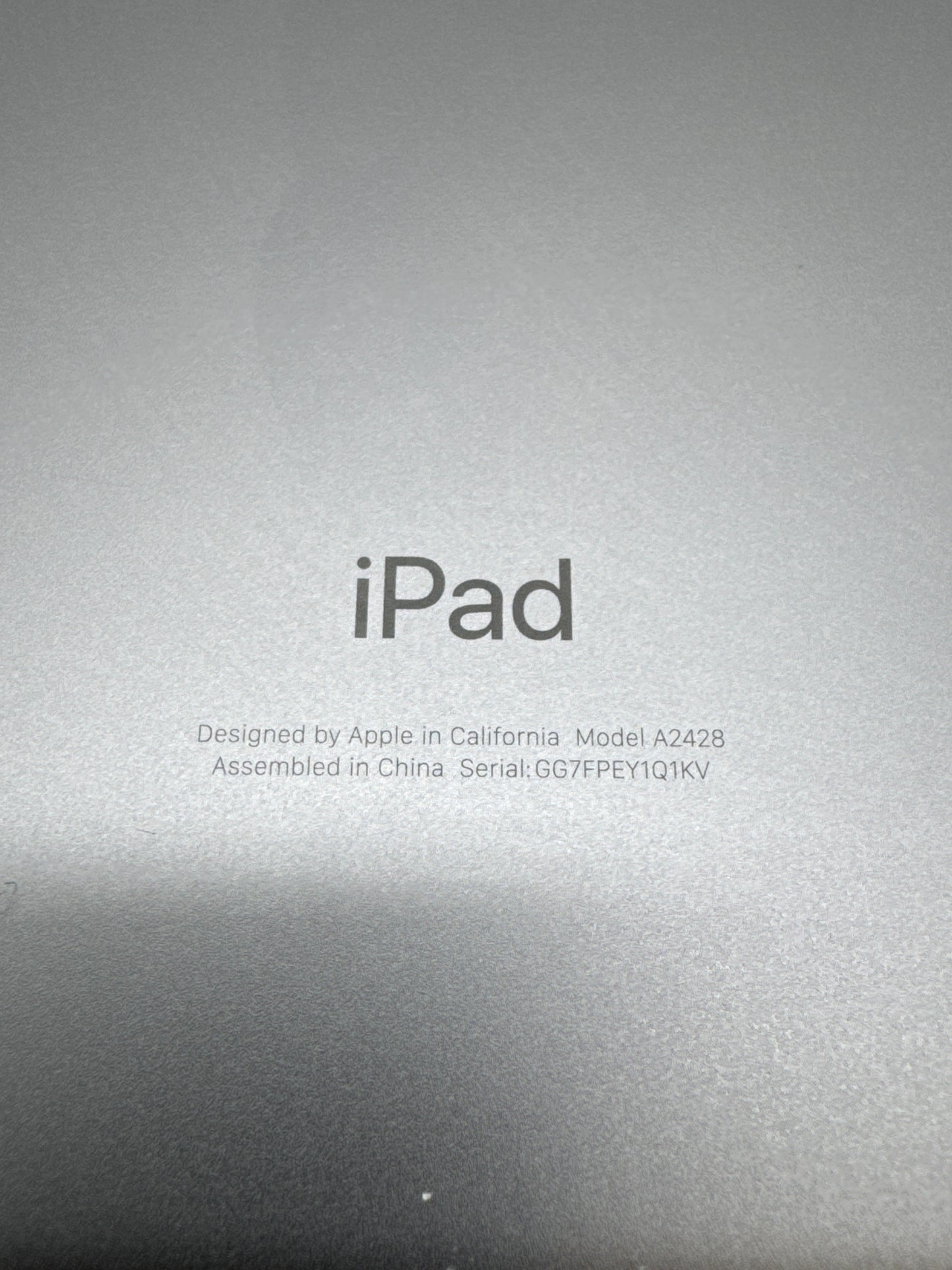 Unlocked Apple iPad 8th gen A2428 32GB Cellular Space Gray - Not Working