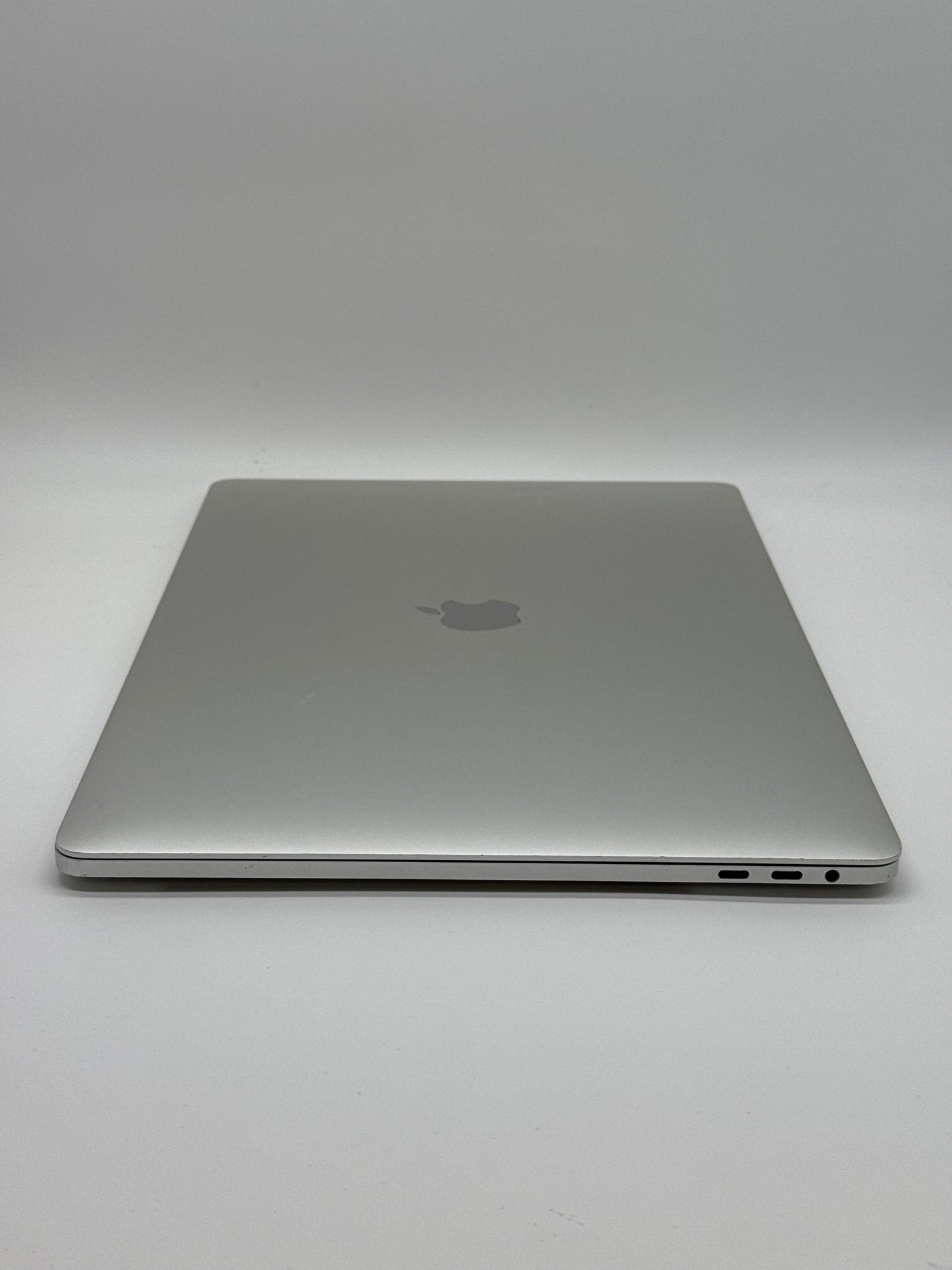 Apple MacBook Pro 15 inch A1707 2017 Silver - Broken Screen