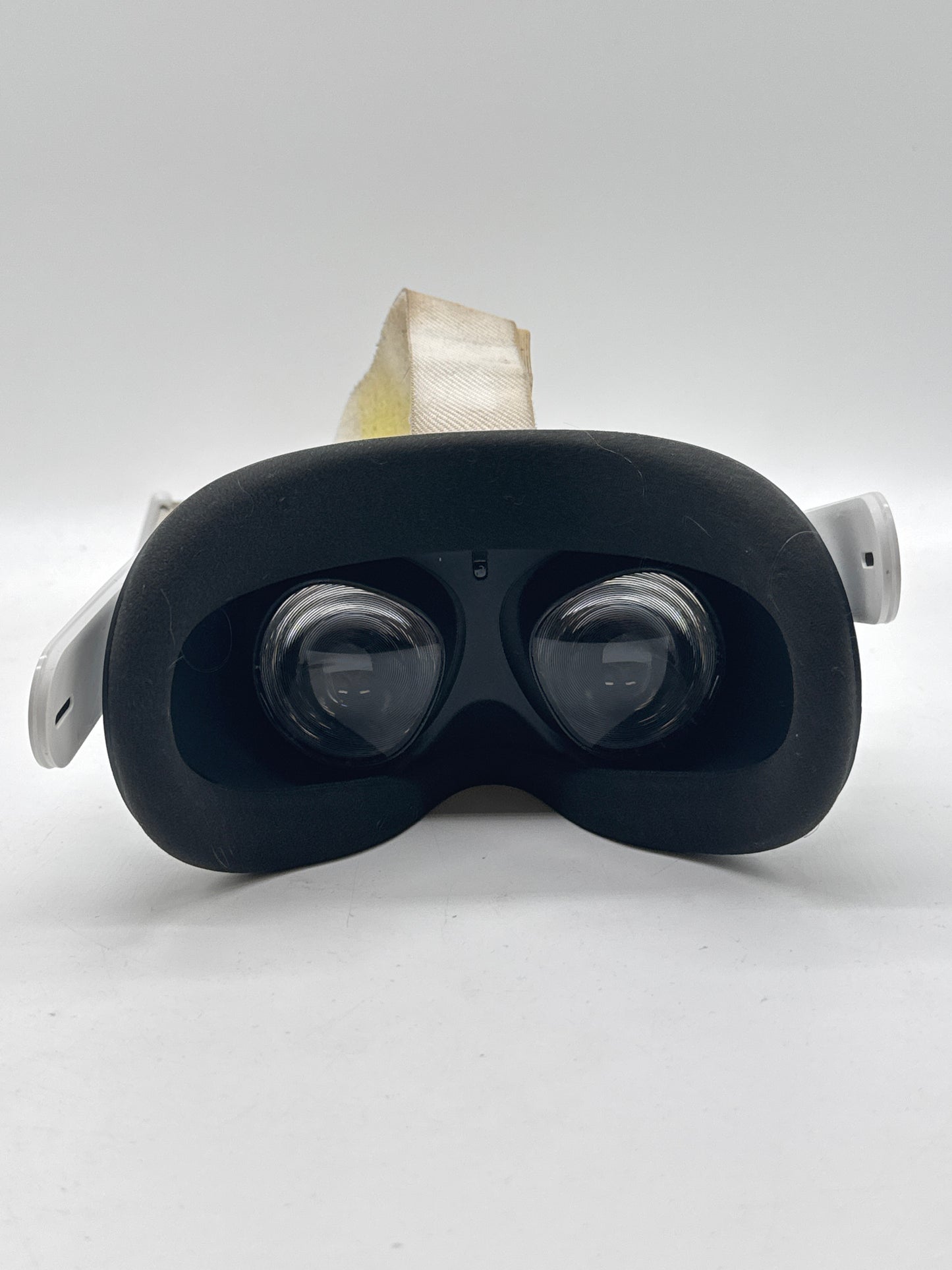 Meta Quest 2 VR Headset KW49CM White 128GB