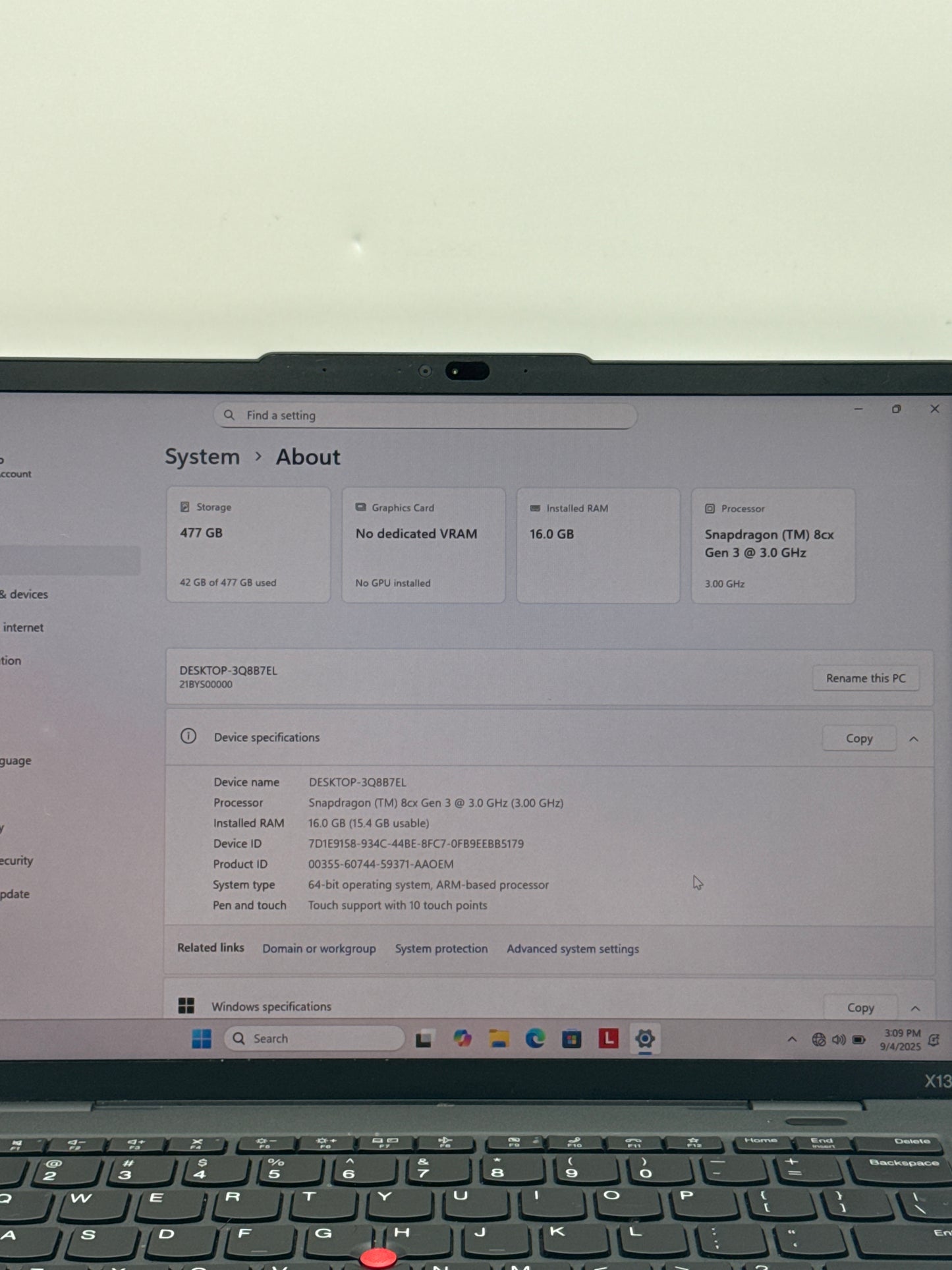 Lenovo ThinkPad X13s Gen1 5G 13.3" Snapdragon 8cx Gen3 16GB 512GB - White Spot