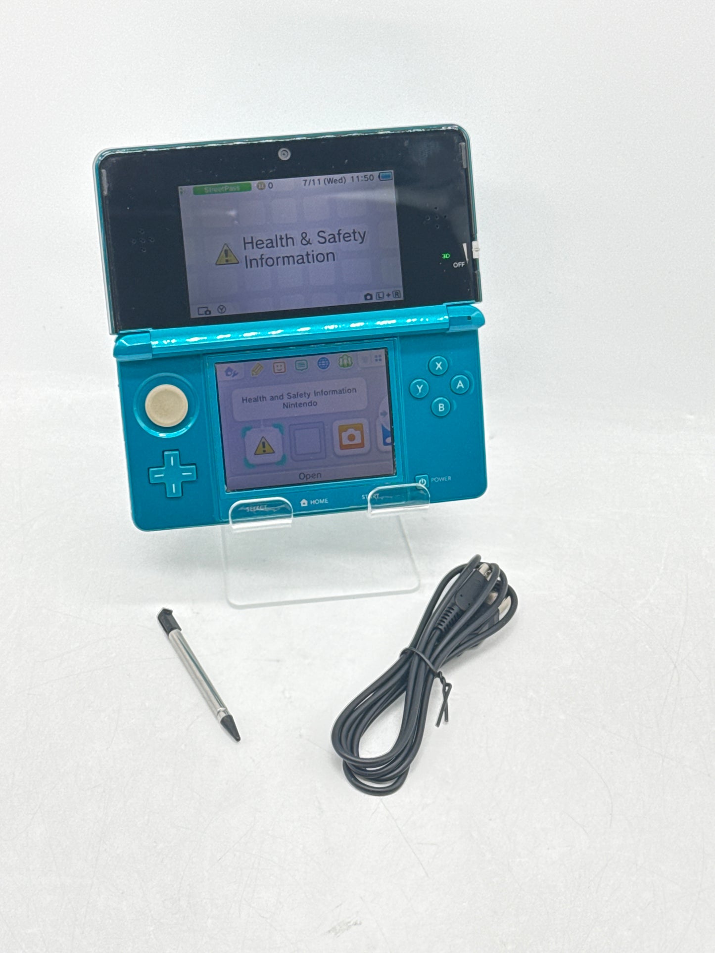Nintendo 3DS Handheld Game Console CTR-001 (JPN) Aqua Blue