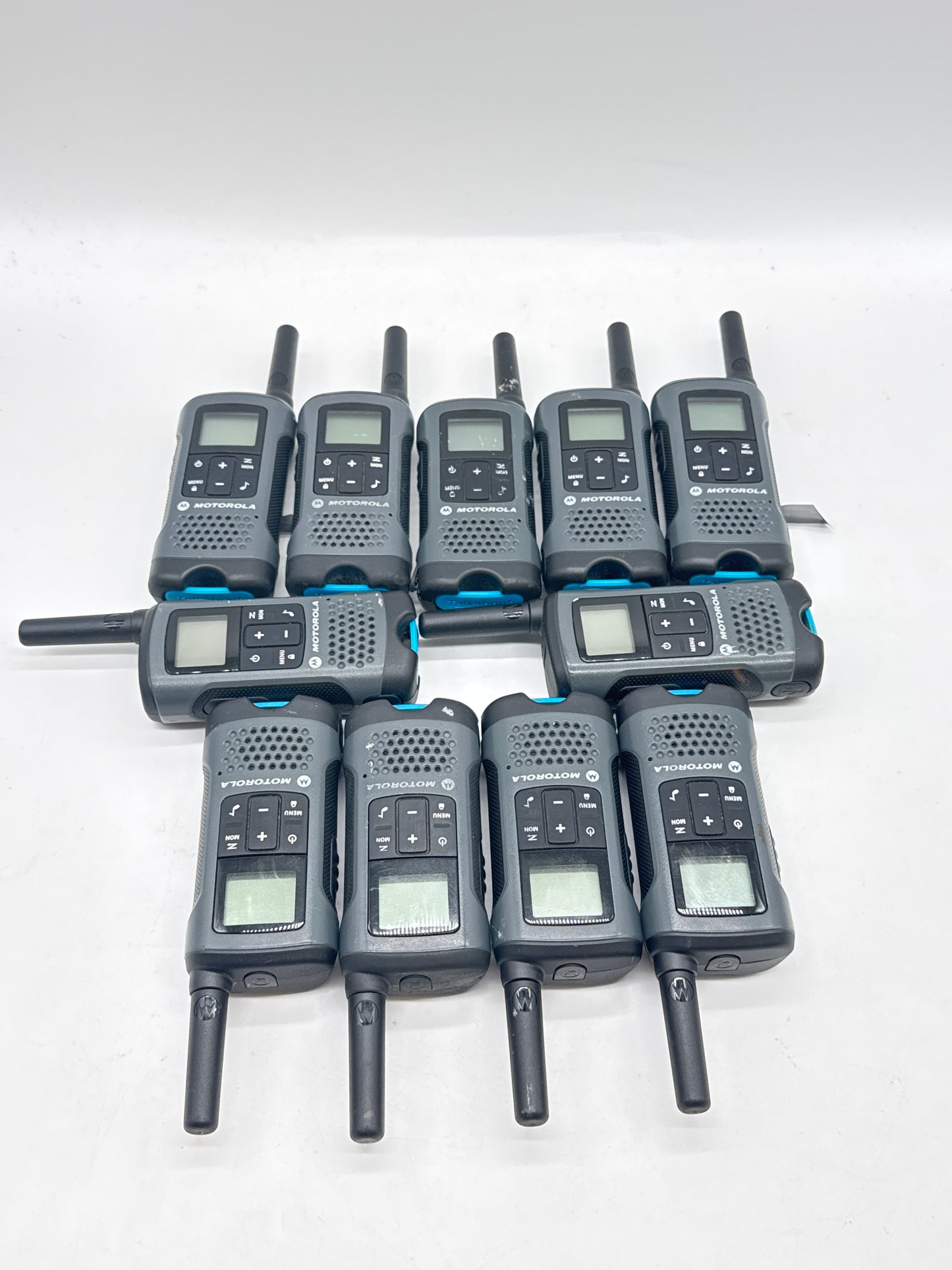 MOTOROLA TALKABOUT TWO-WAY RADIO T200 SET W/ BATTERIES & Chargers (11 Radios)