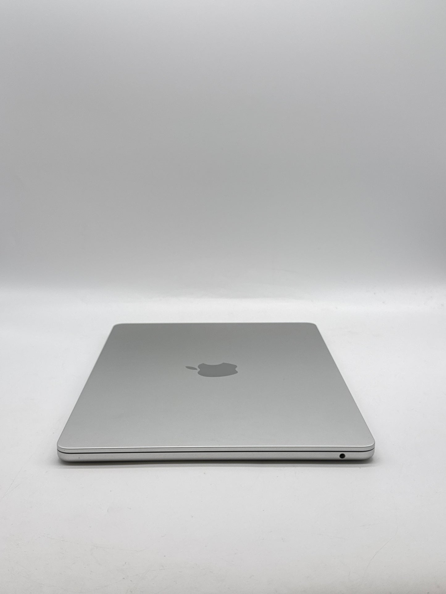 Apple MacBook Air M2 A2681 13.6" 8C CPU 8C GPU 8GB RAM 256GB SSD
