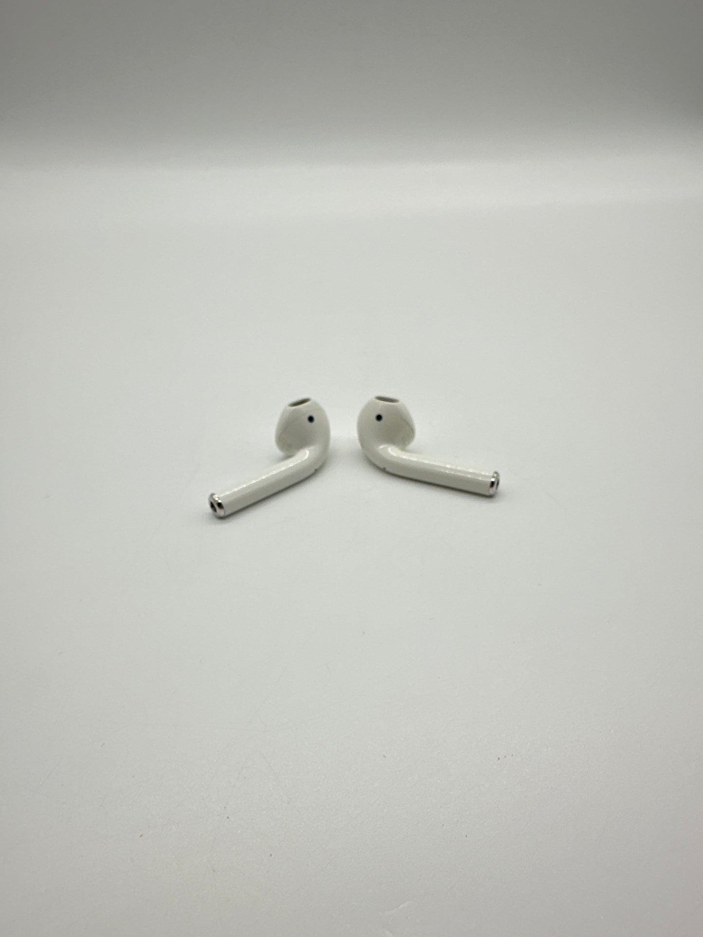 Apple AirPods with Charging Case A1602 EarPods - White, Left & Right, Authentic - Free Shipping!