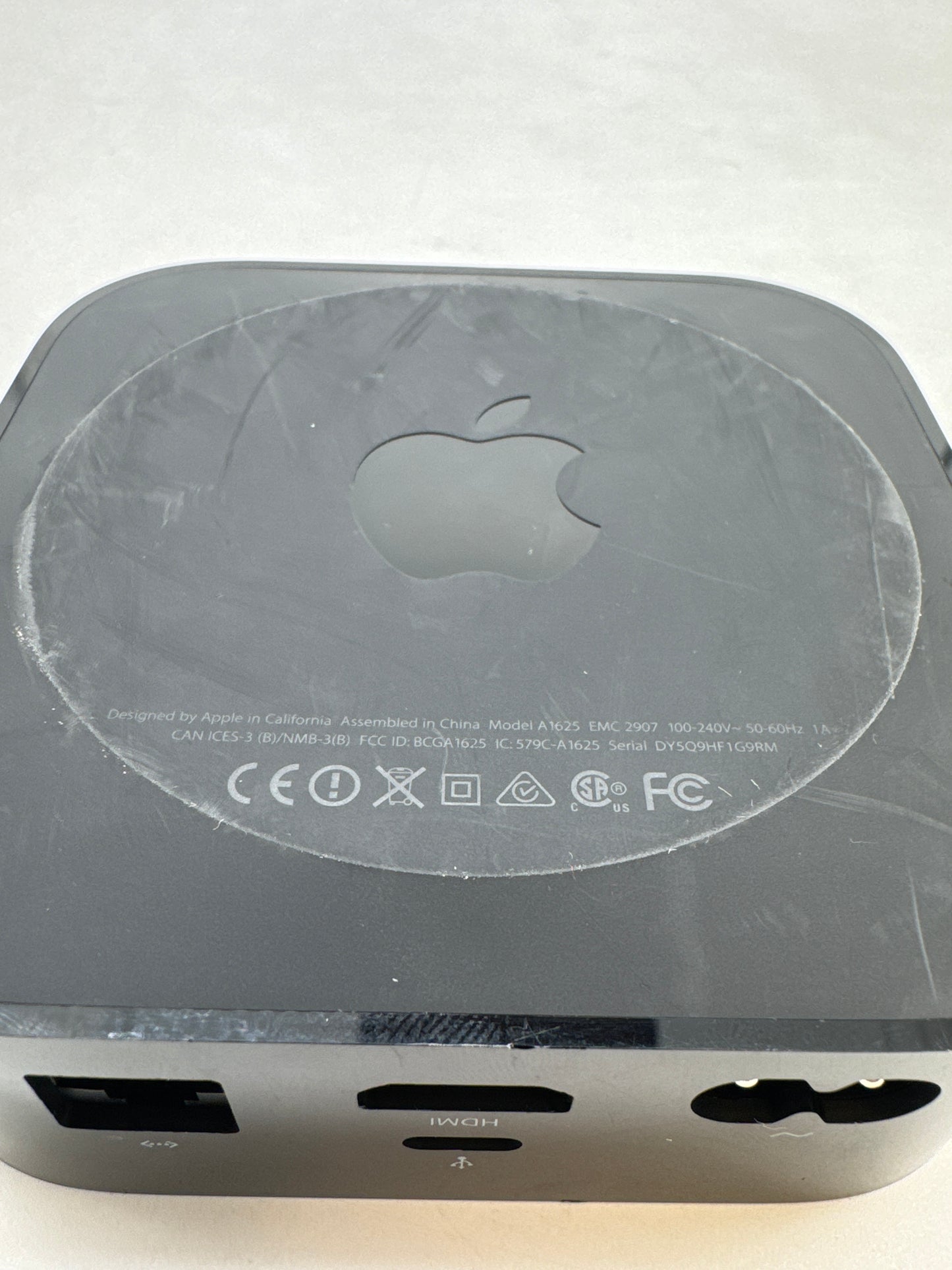 Apple TV 4th Gen A1625 32GB Media Streamer