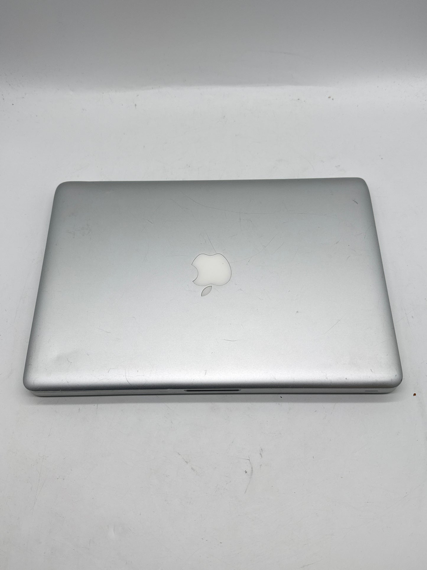Apple MacBook Pro Retina 13" A1278 Core i5 @2.5GHz dual-core 4GBRAM 500GBSSD !READ