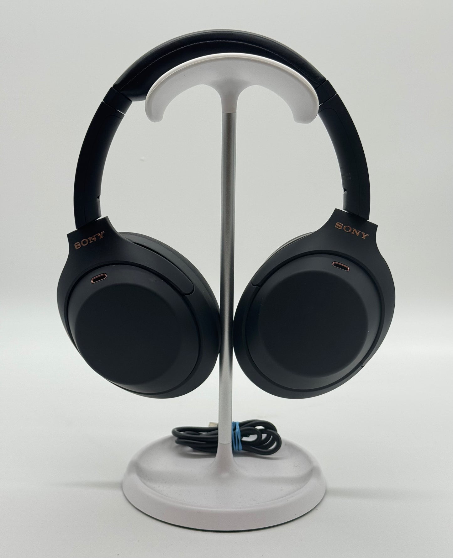 Sony WH-1000XM4 Wireless Headphones - Black - Used