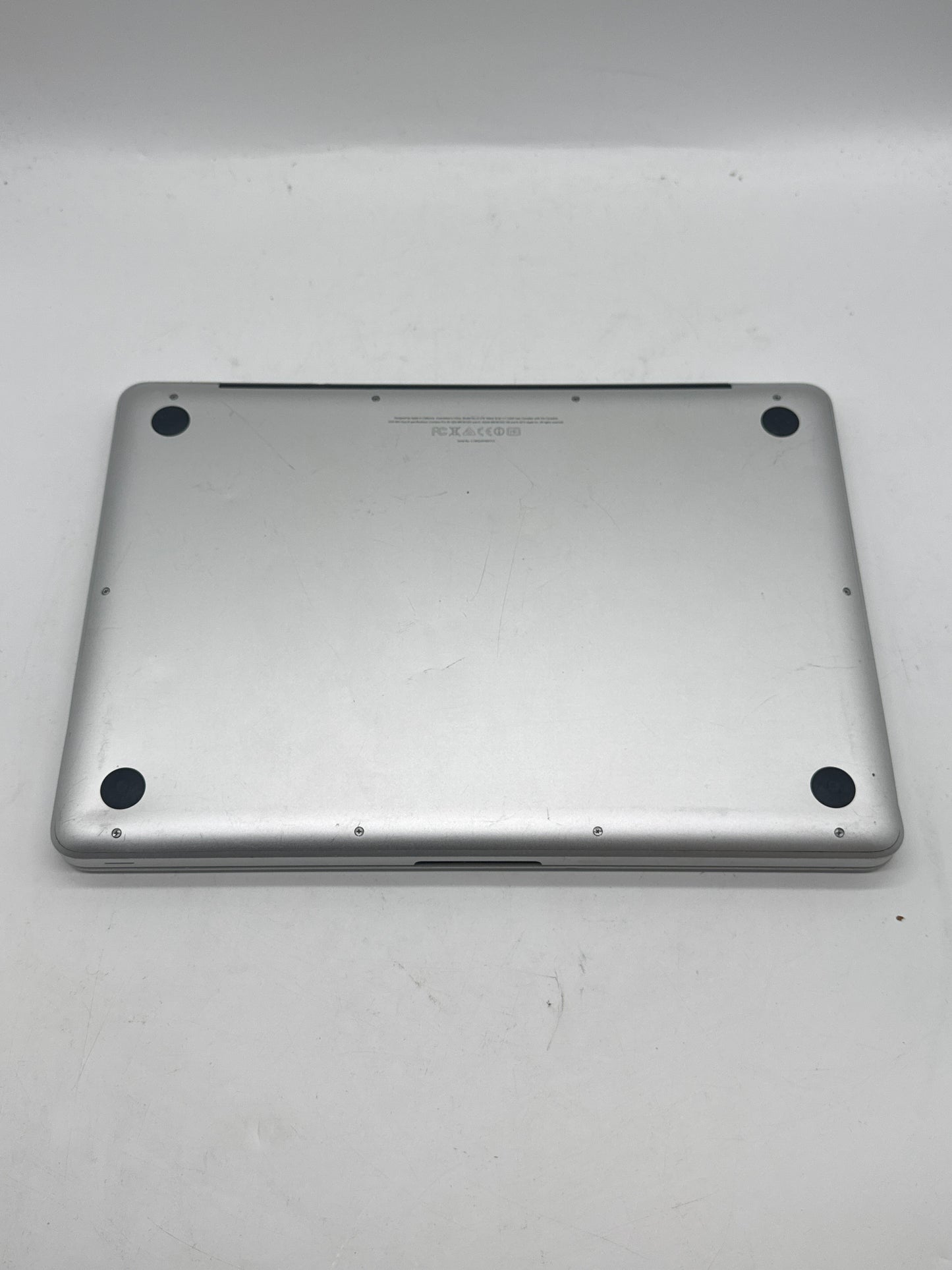 Apple MacBook Pro Retina 13" A1278 Core i5 @2.5GHz dual-core 4GBRAM 500GBSSD !READ
