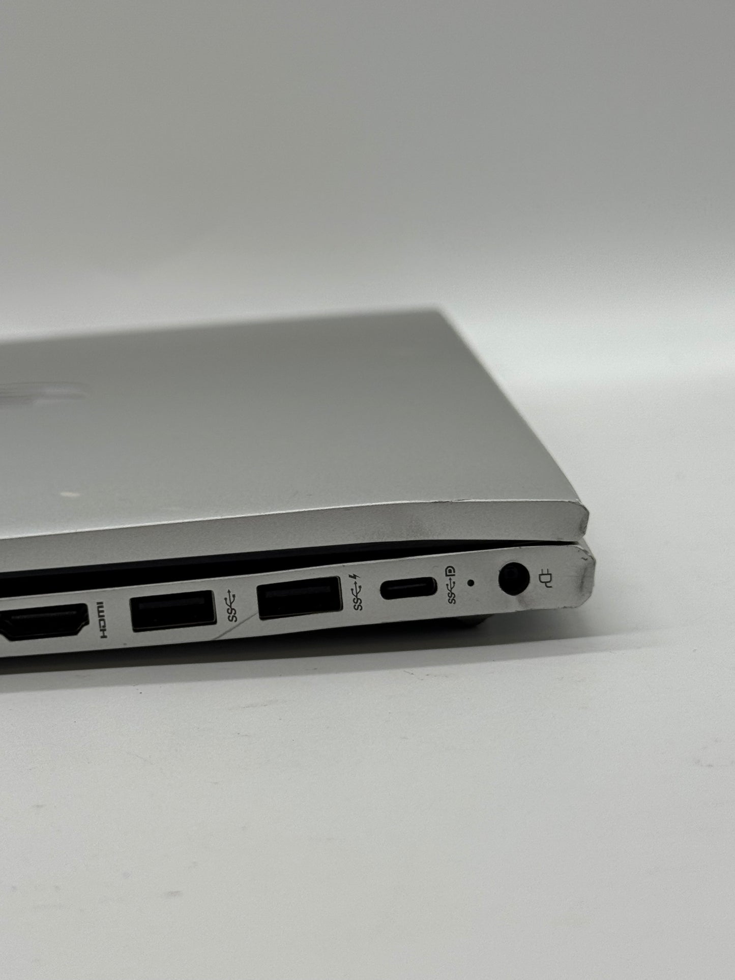 HP ProBook 455 G10 15.6 FHD 2.0 GHz Ryzen 7 7730U 512GB SSD 16GB RAM Silver