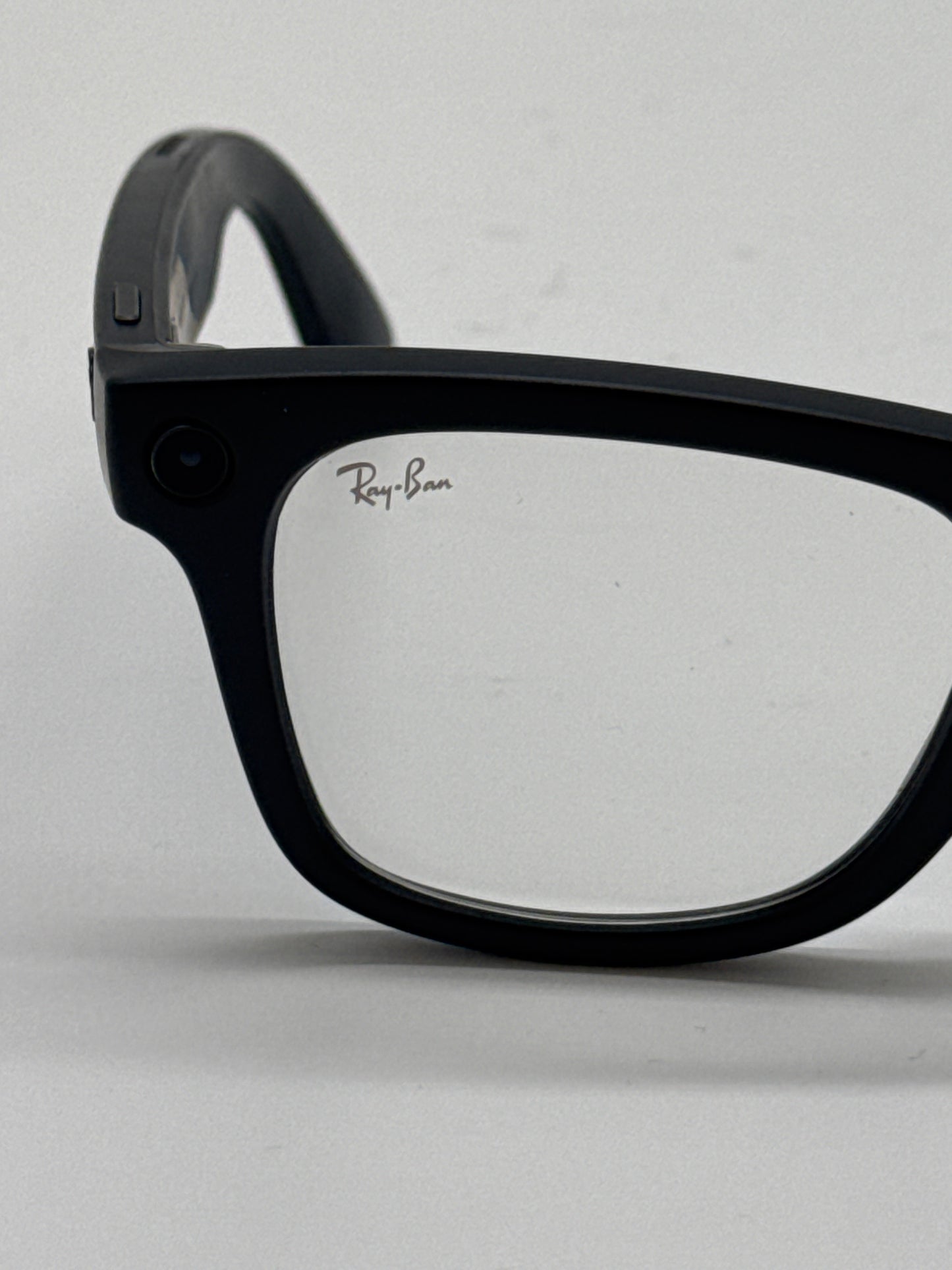 Meta Ray-Ban Wayfarer Smart Glasses RW4008 Matte Black/Clear 601SM1