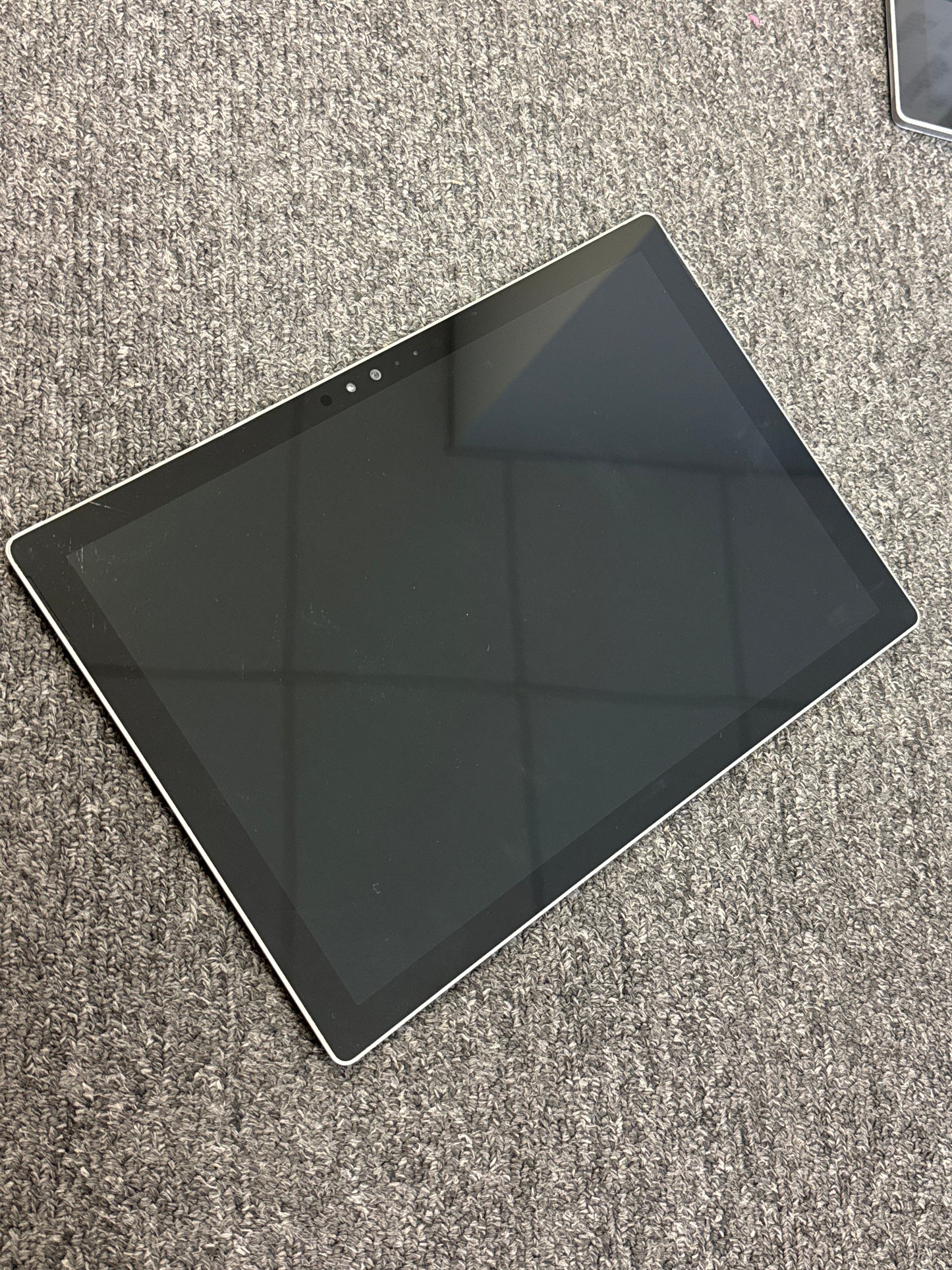 Lot of 5 Untested Microsoft Surface 1724 12.3" 128GB SSD 4GB RAM - Read!