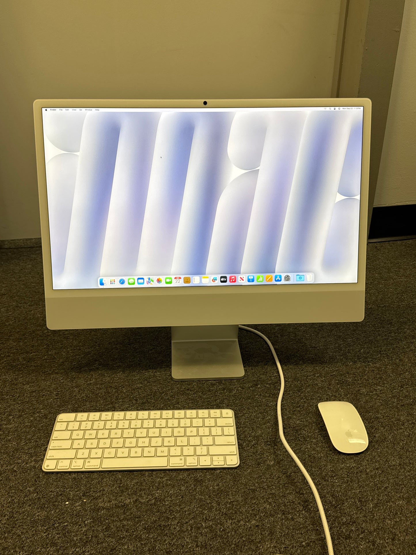 2024 Apple iMac 24" A3247 M4 8C-CPU 8C-GPU 256GB SSD 16GB RAM