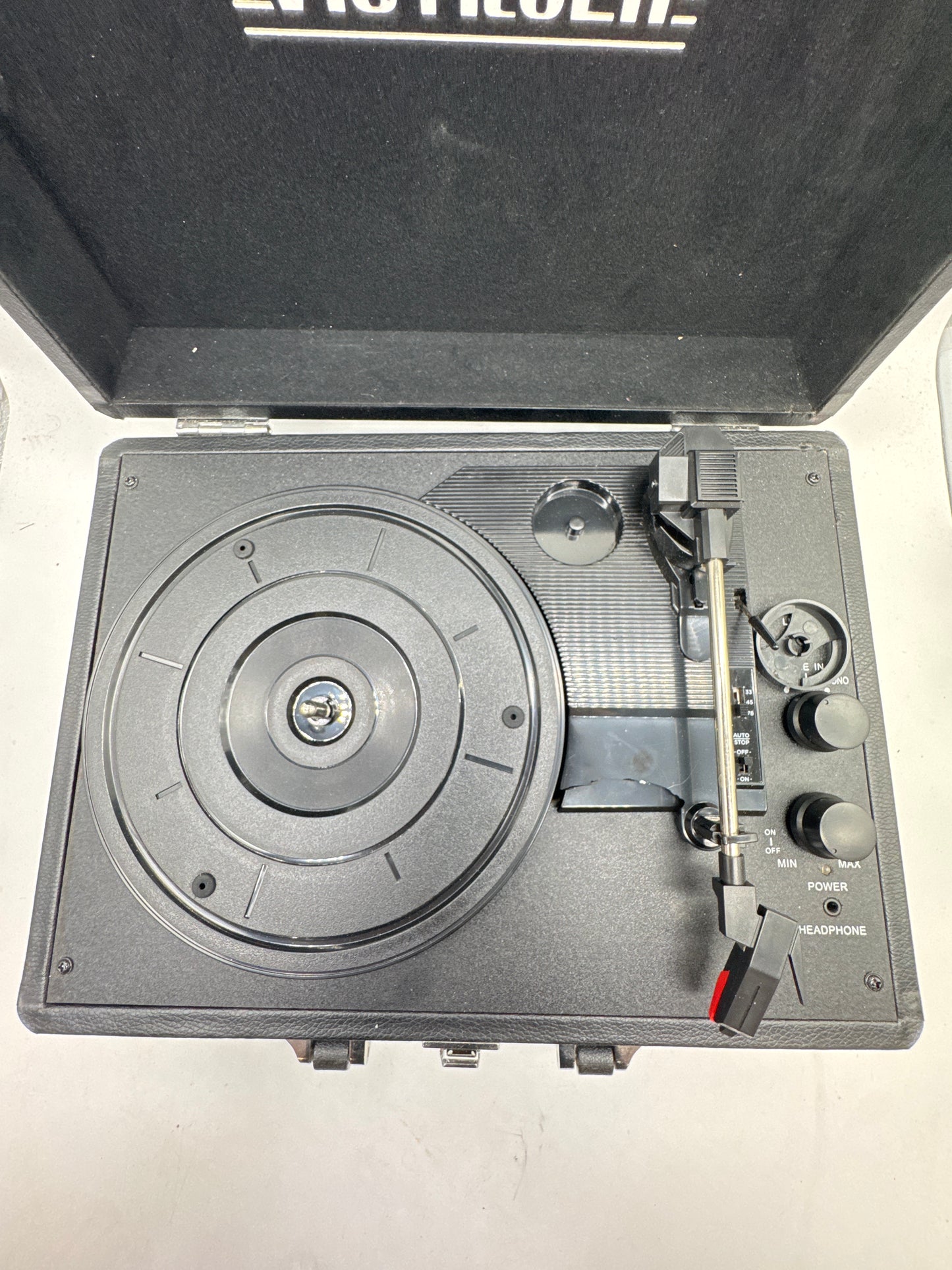 Victrola Journey BT in and Out turntable Suitcase !READ