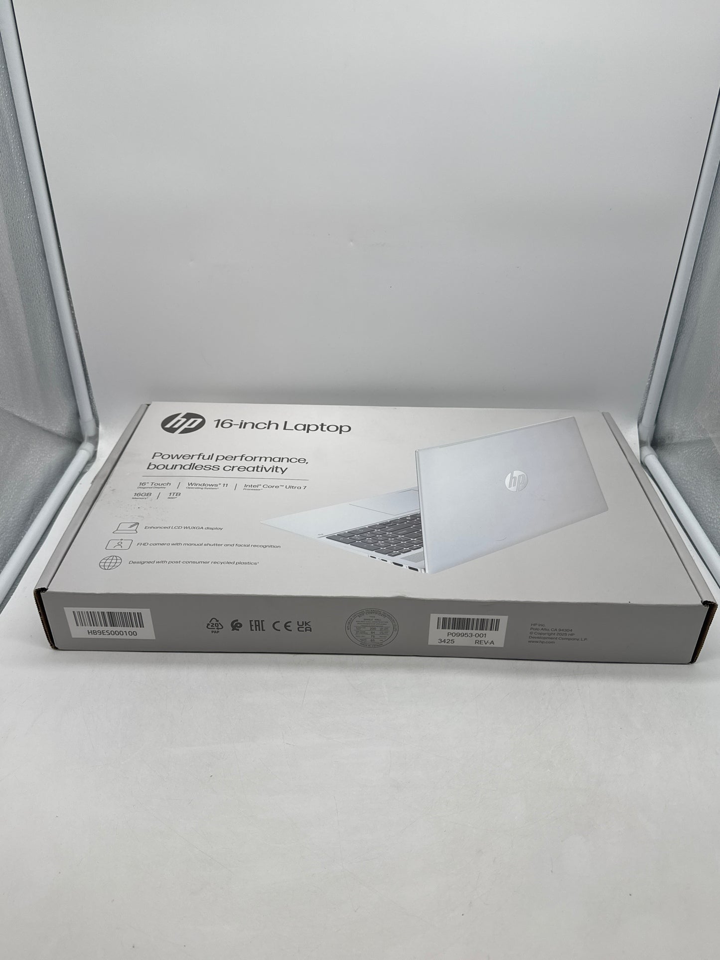 New HP OmniBook 5 Laptop AI 16" 2K Touch Intel Core Ultra 7 255U 16GB RAM 1TB SSD