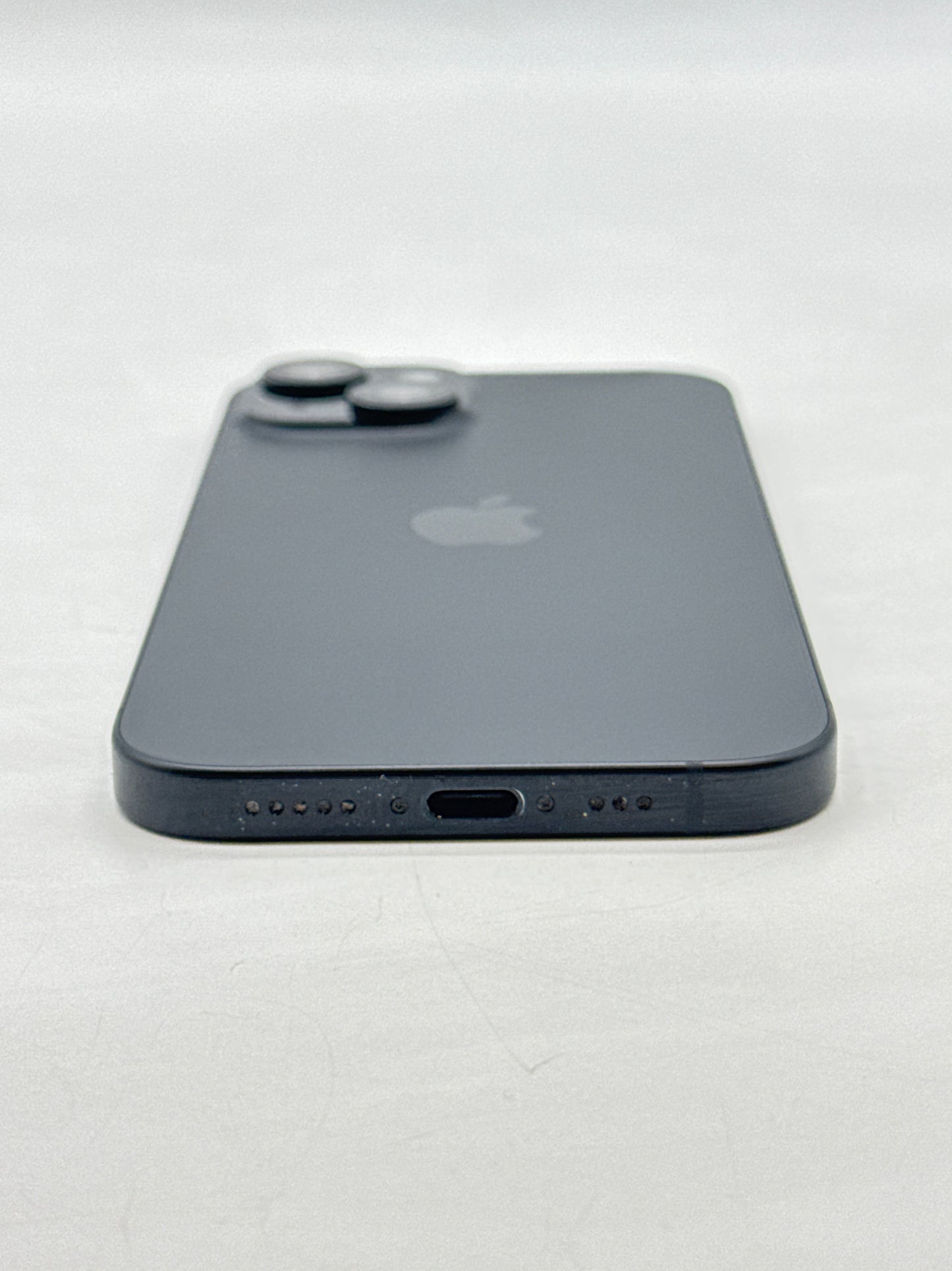 Unlocked Apple iPhone 15 A2846 128GB Black 80% Battery