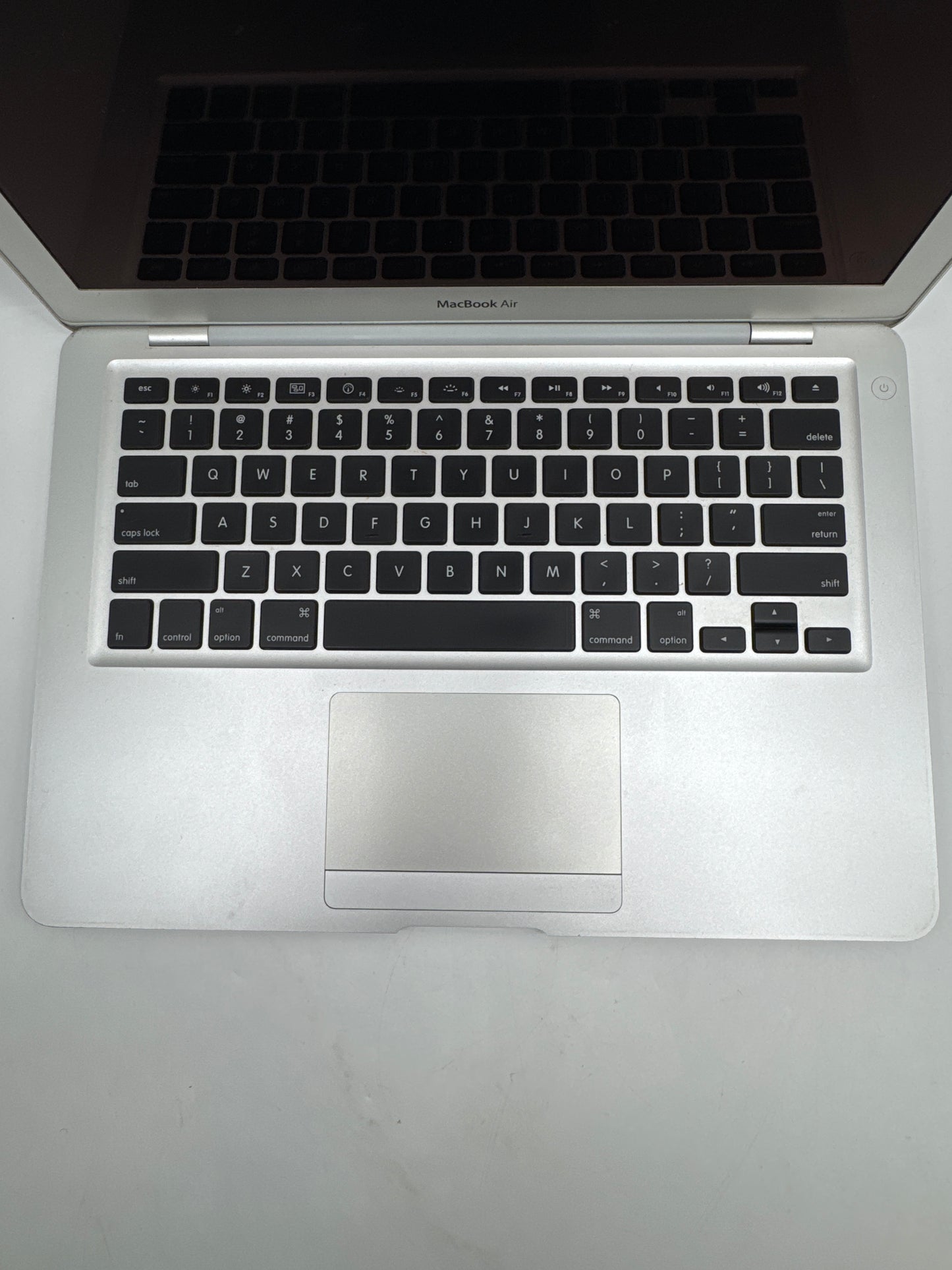 Apple MacBook Air A1304 13.3" Intel Core 2 @ 2.13GHz 128GB SSD 2GB RAM !READ