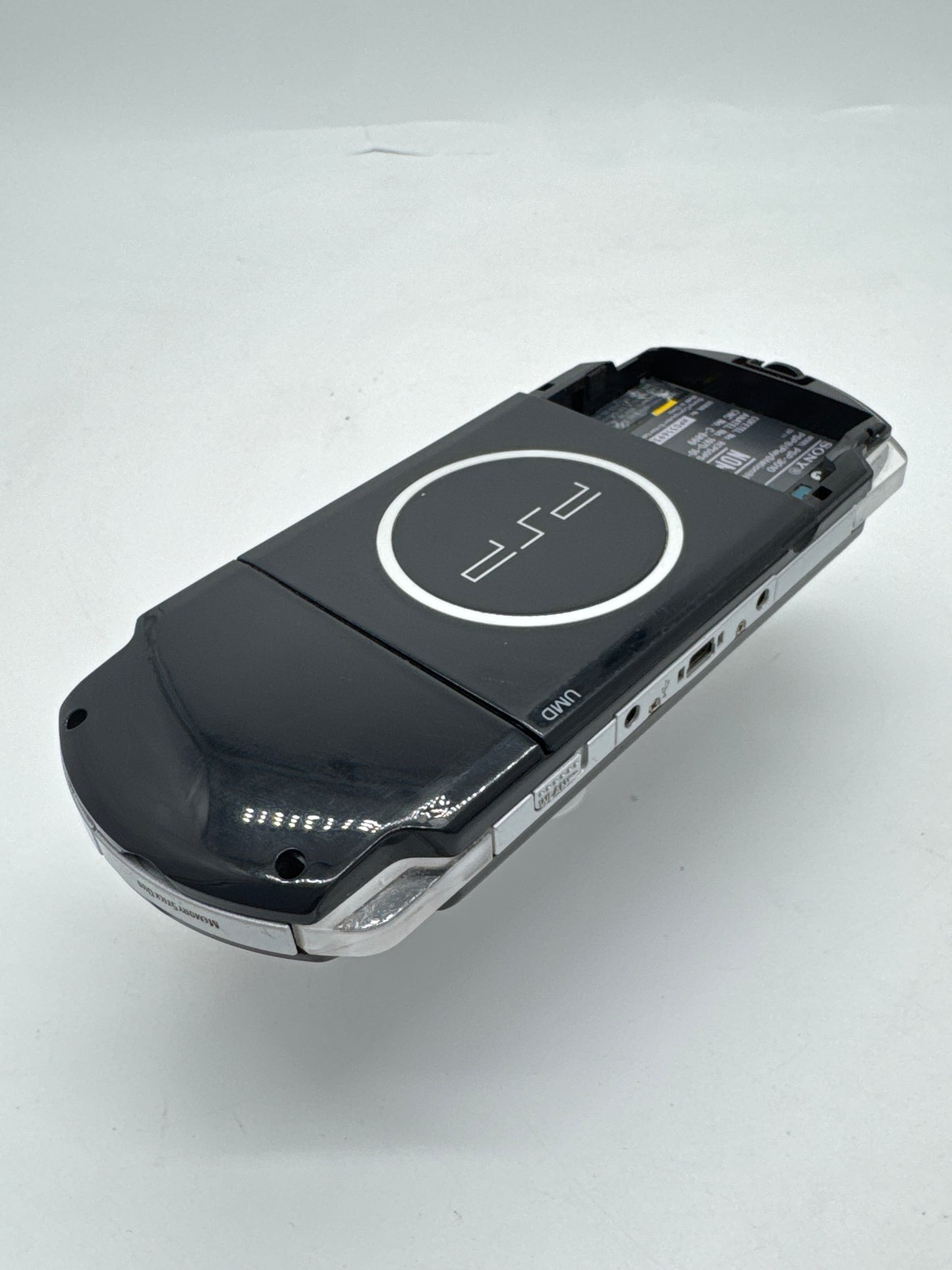 Sony PSP-3010 Black Console #246 No Battery or Lid No Charger BAD UMD AS IS