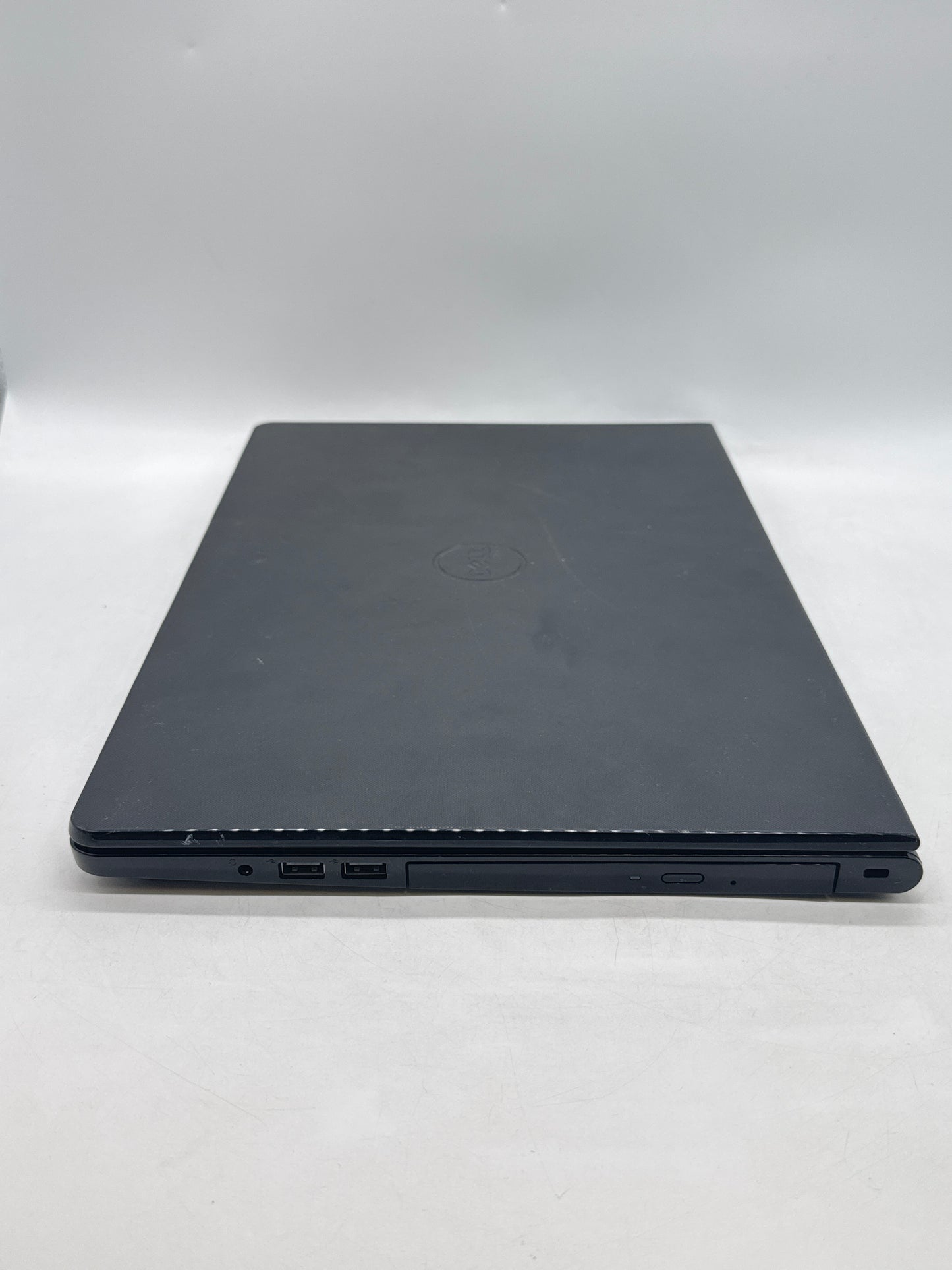 Dell Inspiron 3552 15.6" 4GB RAM 500GB HDD - Broken Nor working READ!
