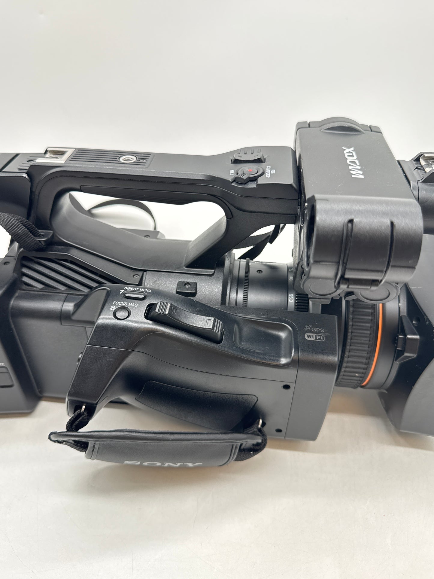 Sony PXW-Z280V 4K XDCAM Professional Camcorder w/2 Batteries - 237 Hours