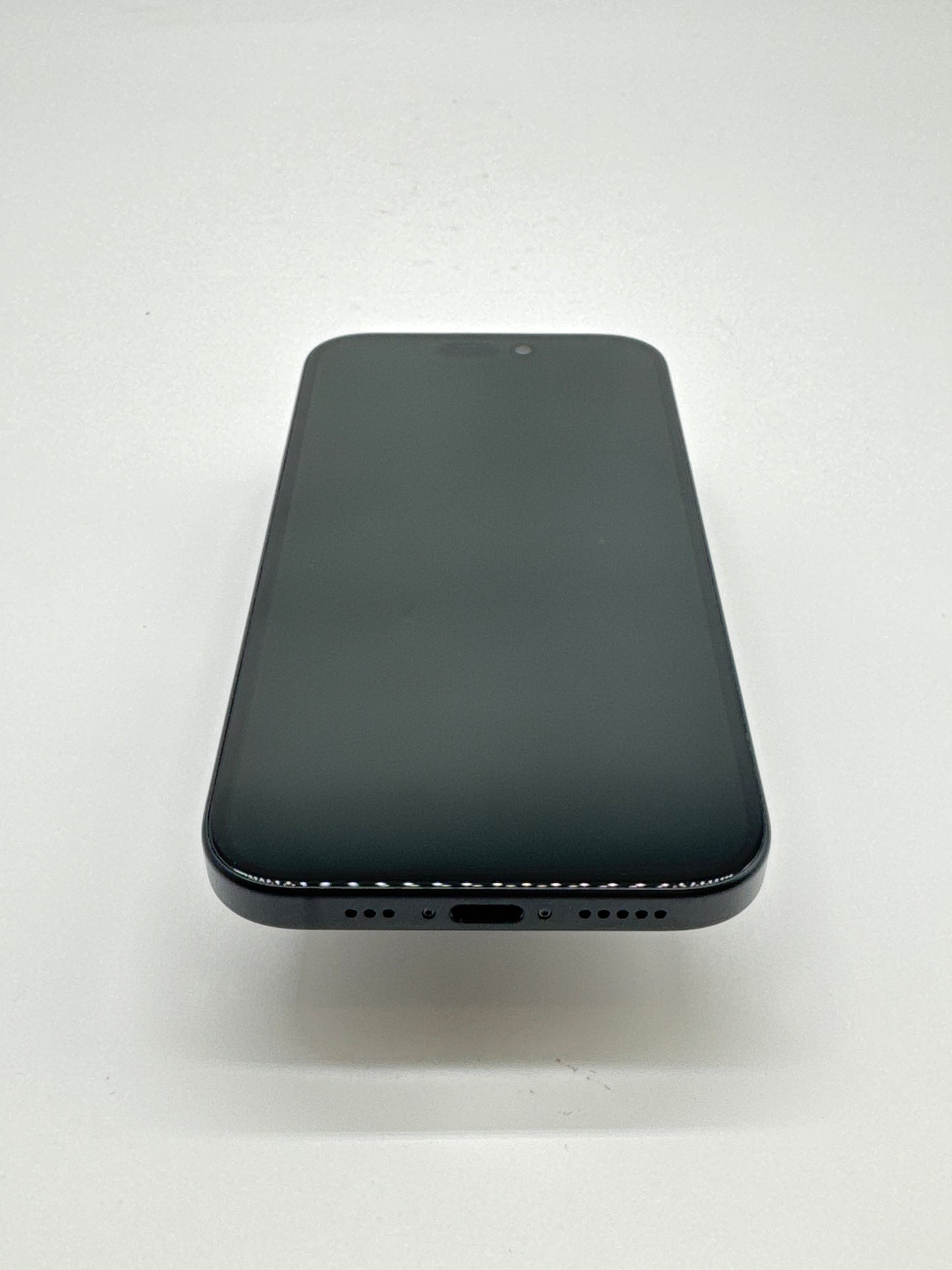 T-Mobile Apple iPhone 15 128GB 100% Battery Health 31 Cycle Count A2846 MTLV3LL/A