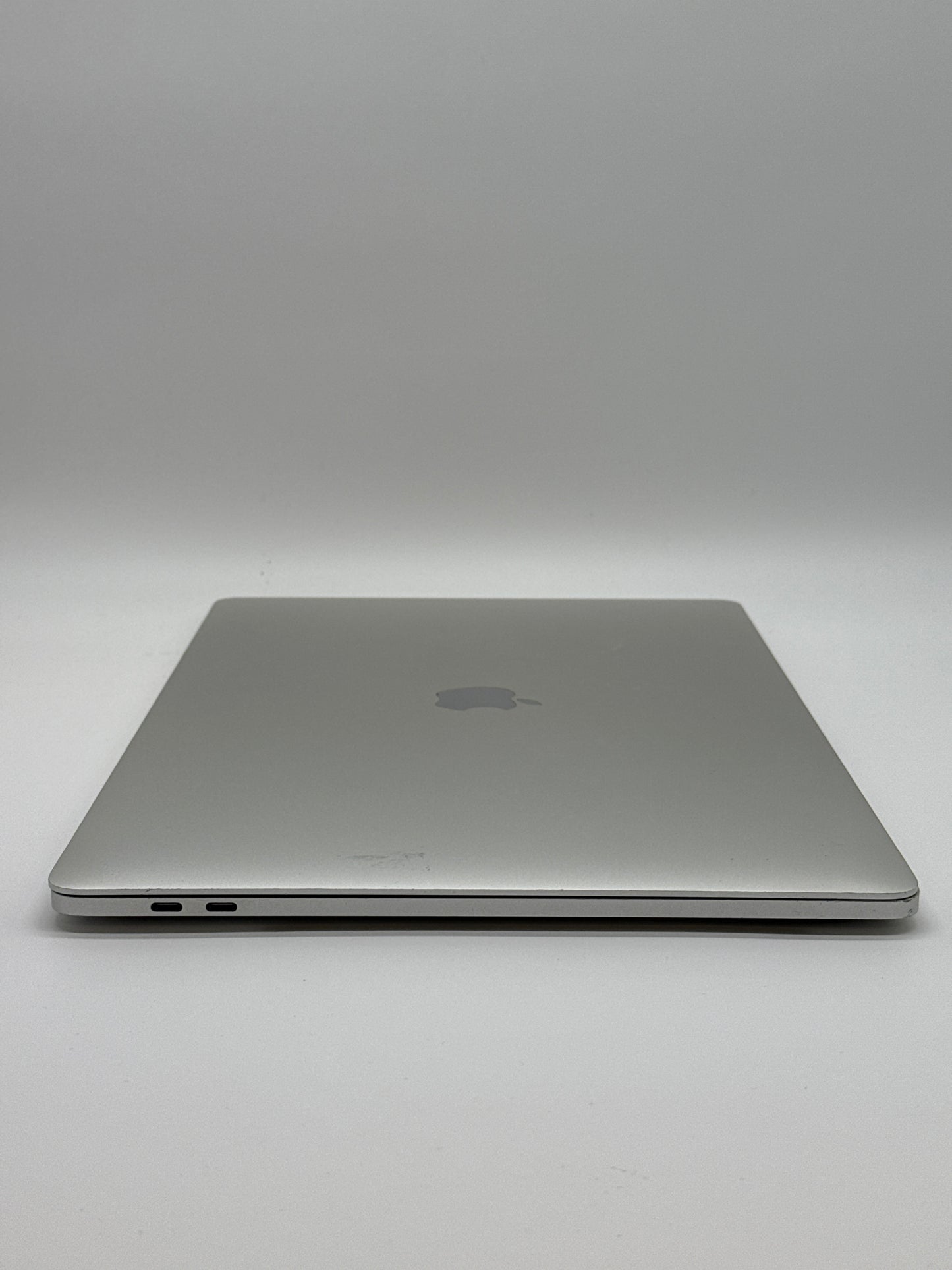Apple MacBook Pro 15 inch A1707 2017 Silver - Broken Screen
