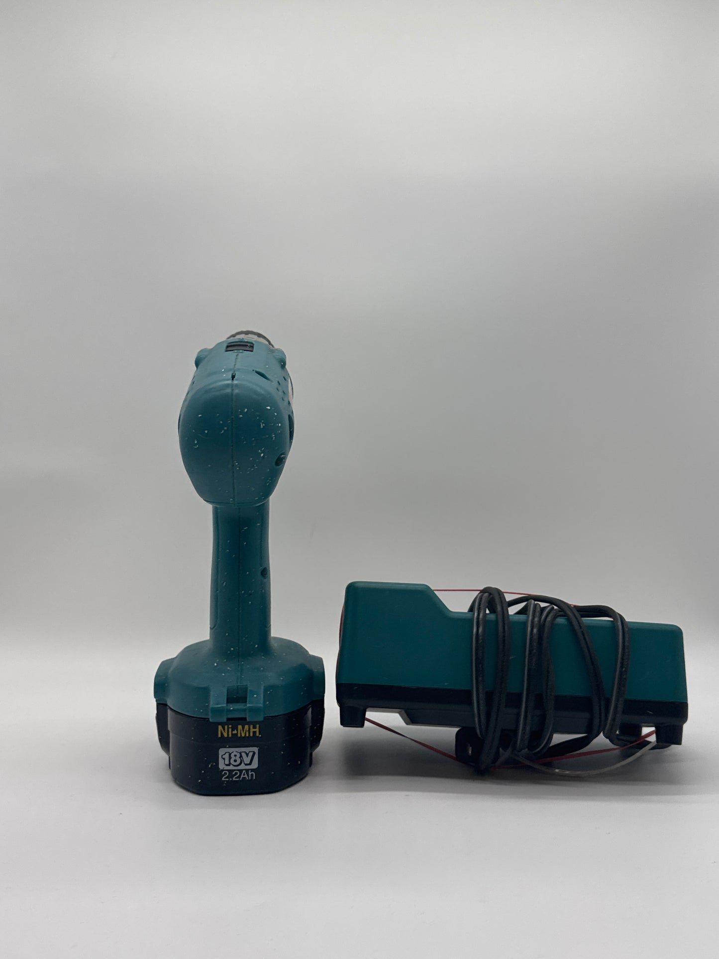 MAKITA 6343D 18V 1/2" Cordless Drill Driver (Tool With Battery And Charger)