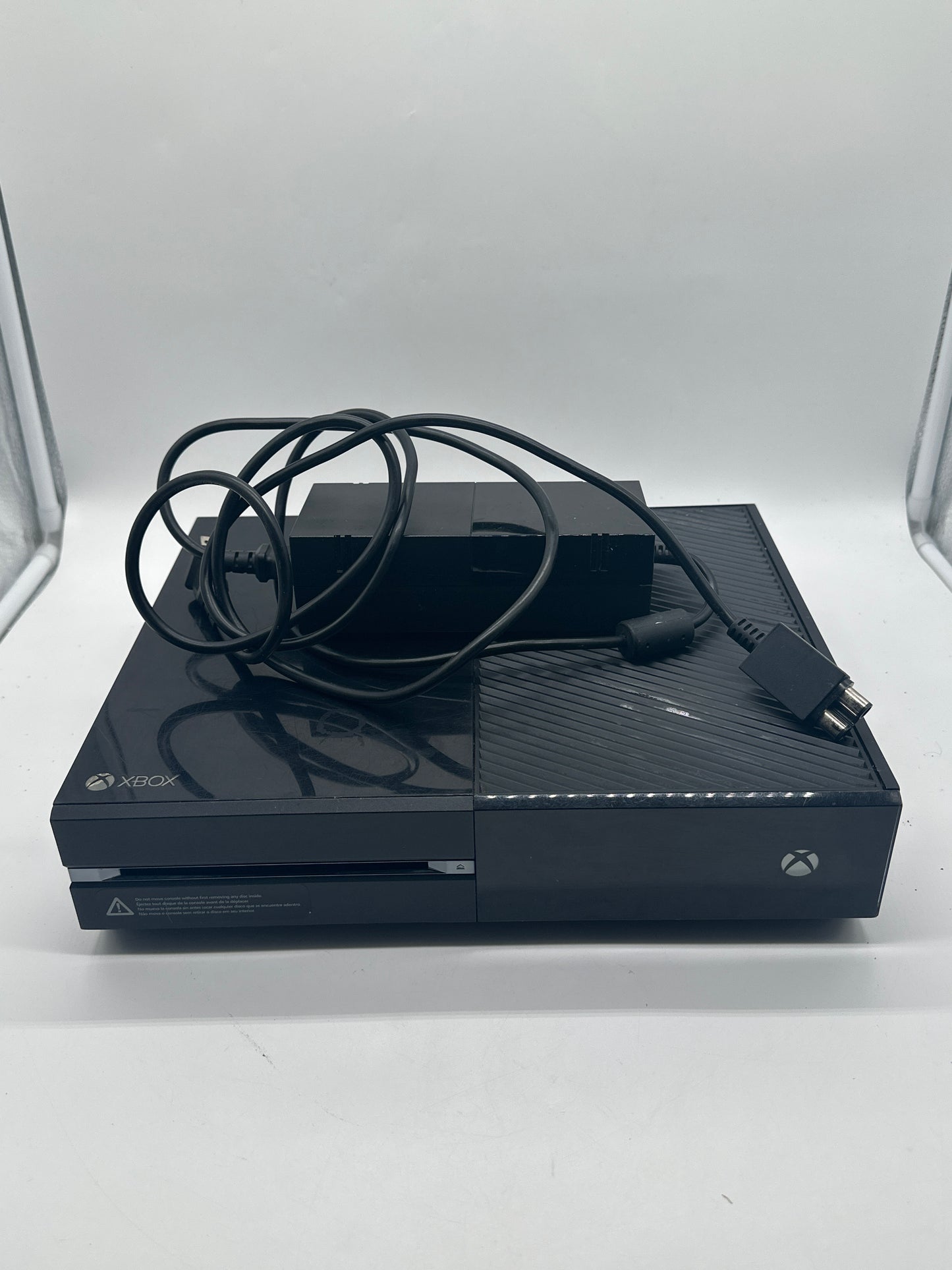 Microsoft Xbox One 1540 500GB With Power Adapter