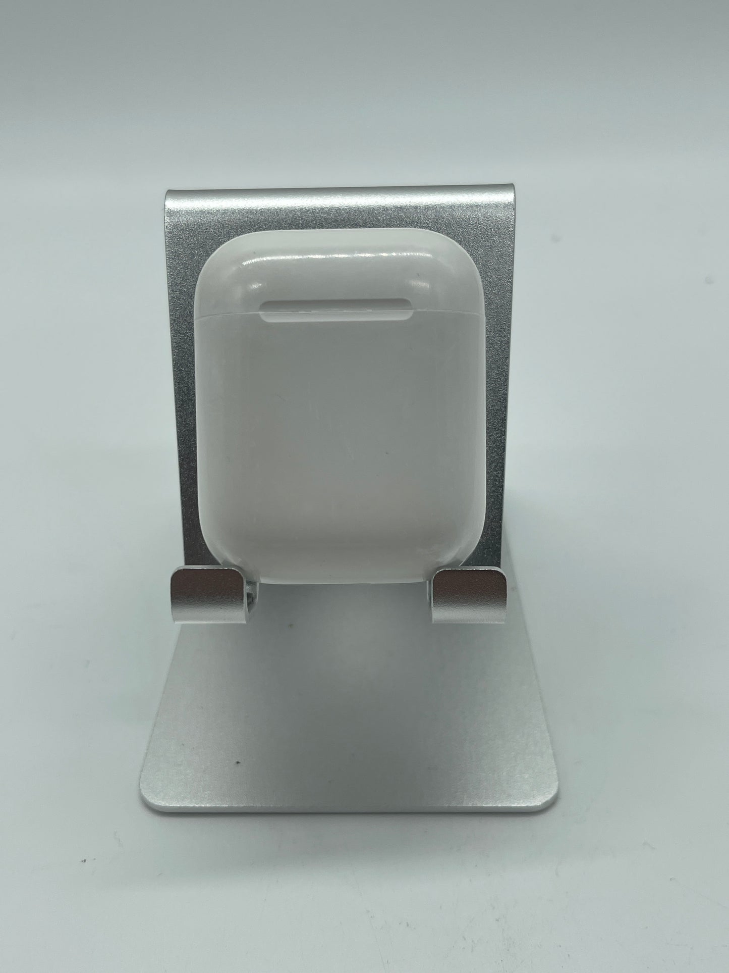 Apple AirPods (2nd Gen) 2019 A2031, A2032 - Complete Set - Wireless - Free Shipping!