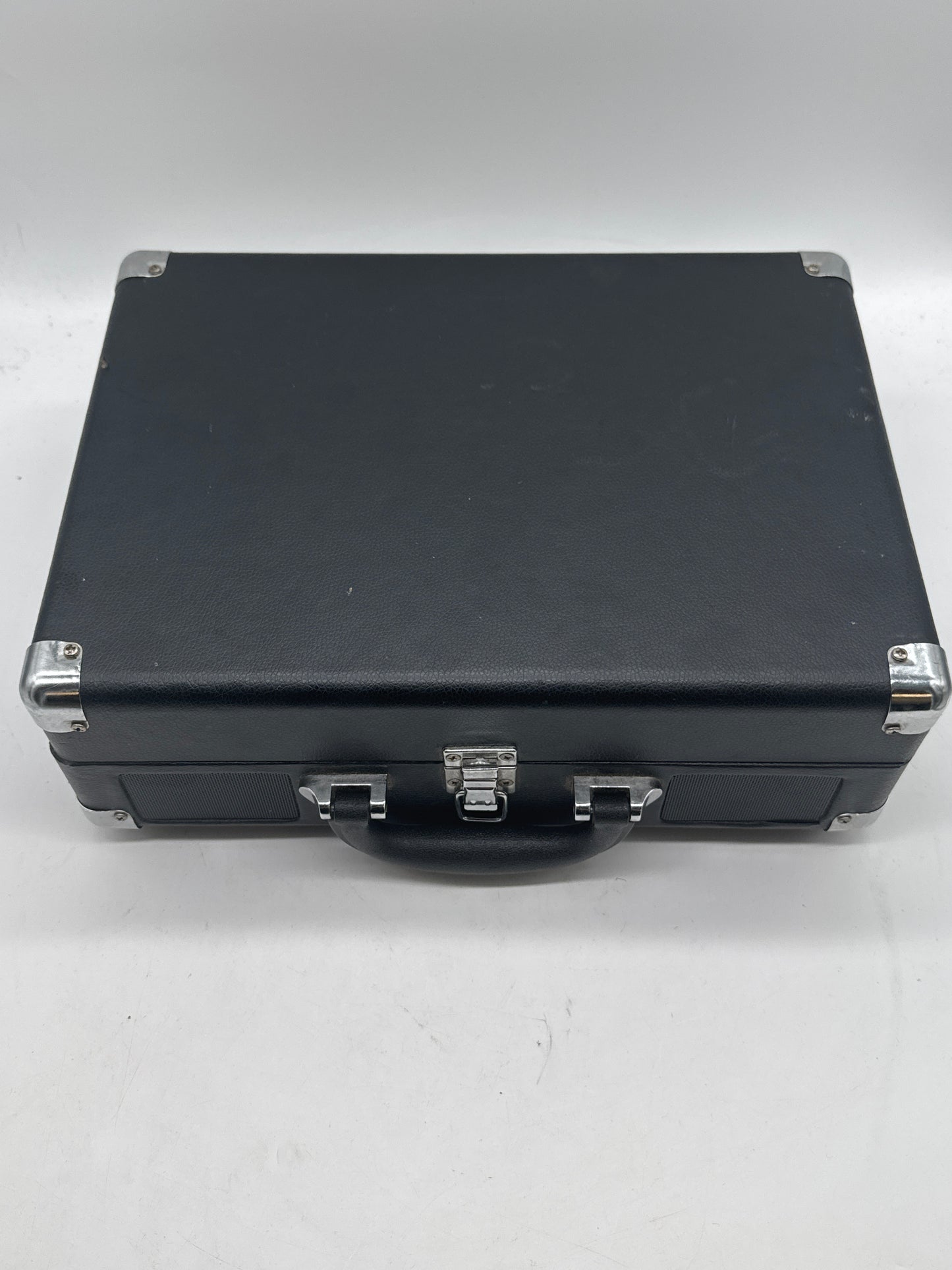 Victrola Journey BT in and Out turntable Suitcase !READ