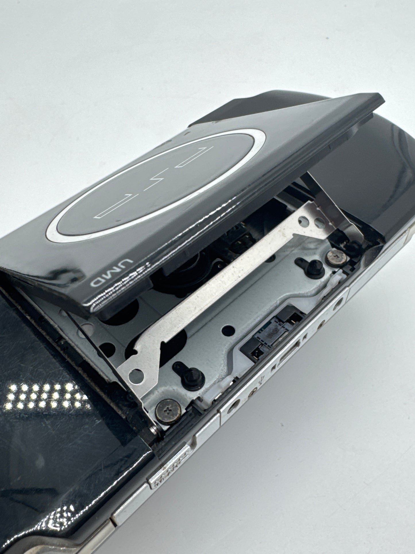 Sony PSP-3000 Piano Black Console #47 w/ 1200mAh Battery No Charger