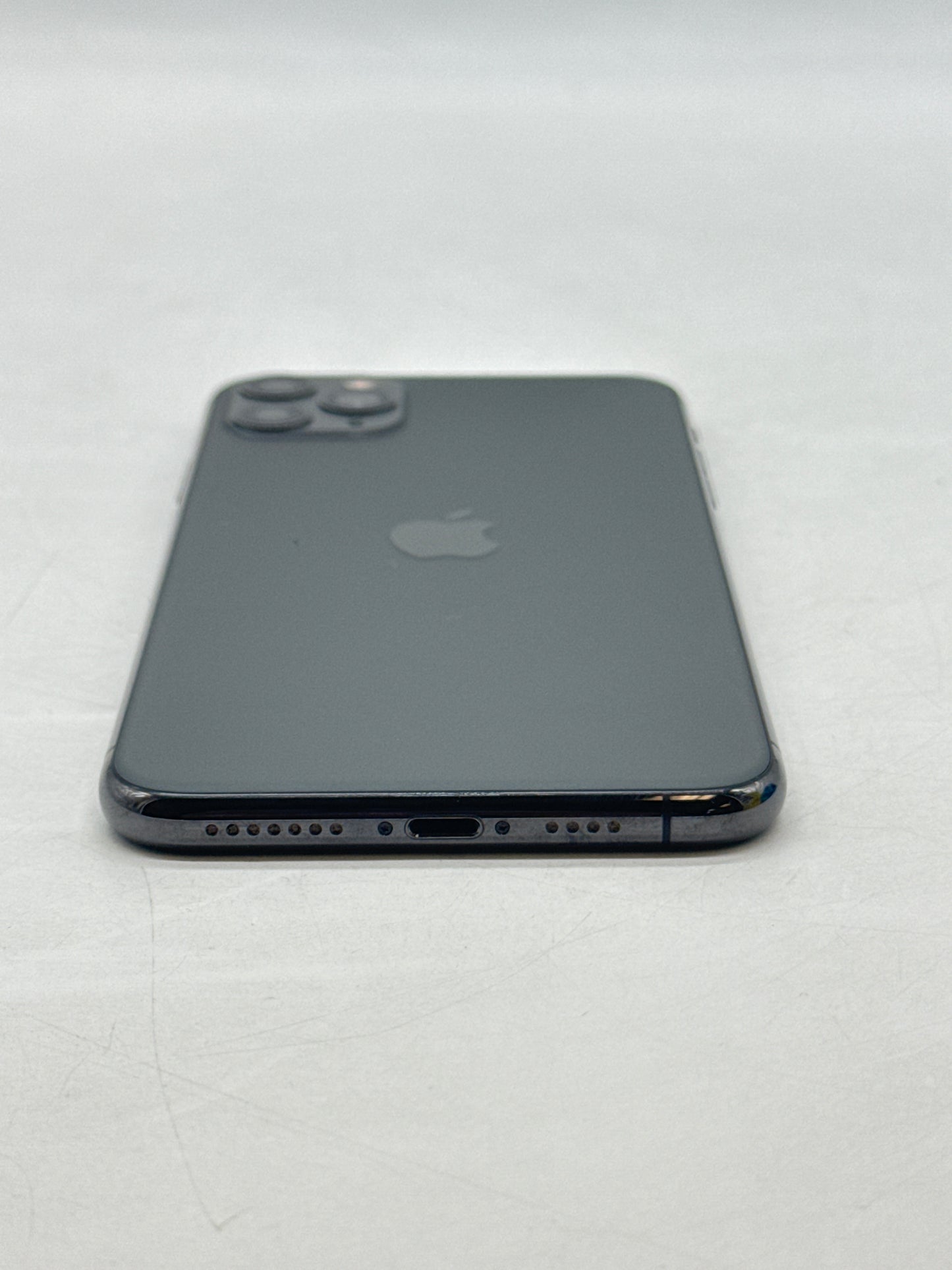 T-Mobile Apple iPhone 11 Pro Max A2161 64GB Space Gray 83% Battery Health