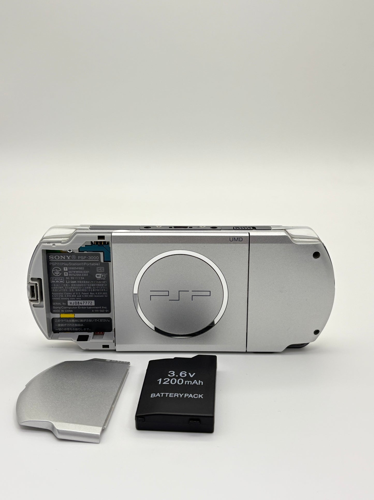 Sony PSP-3000 Silver Console #213 w/1200 mAh Battery Bad Disk Drive AS IS