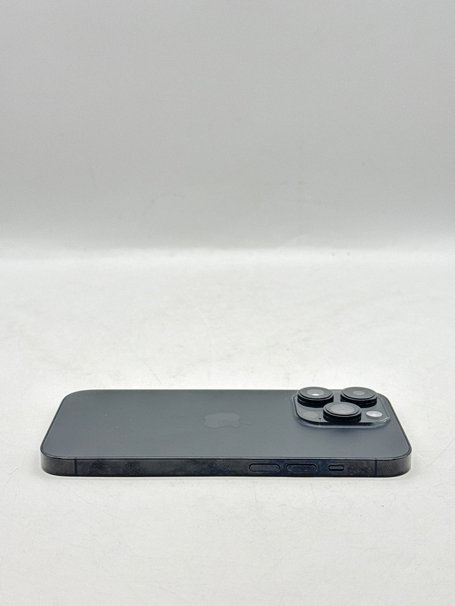 Unlocked Apple iPhone 14 Pro A2650 128GB Space Black 84% Battery Health