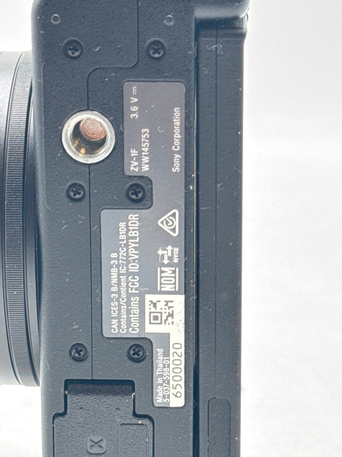 Sony ZV-1F Vlog Camera for Content Creators and Vloggers